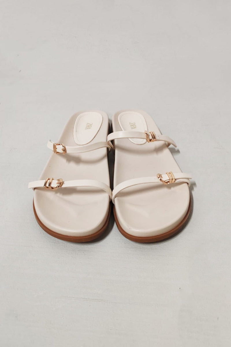 Escarpins Stella McCartney – Taille UK8 (EU41) – Gris, Talons Aiguilles, Cuir – Neufs Sans Boîte