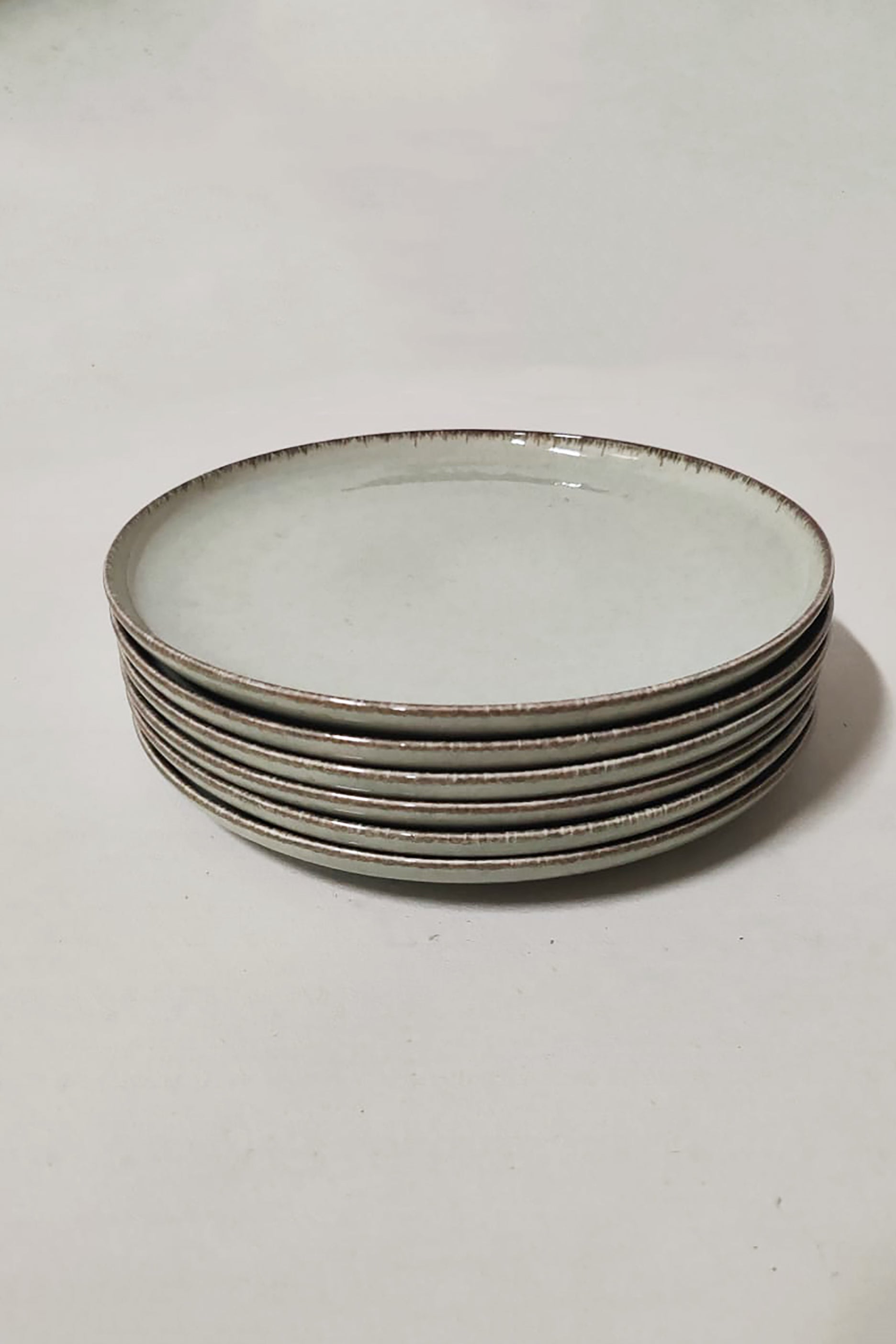 Green/Grey Earthenware Plate (6pcs available)