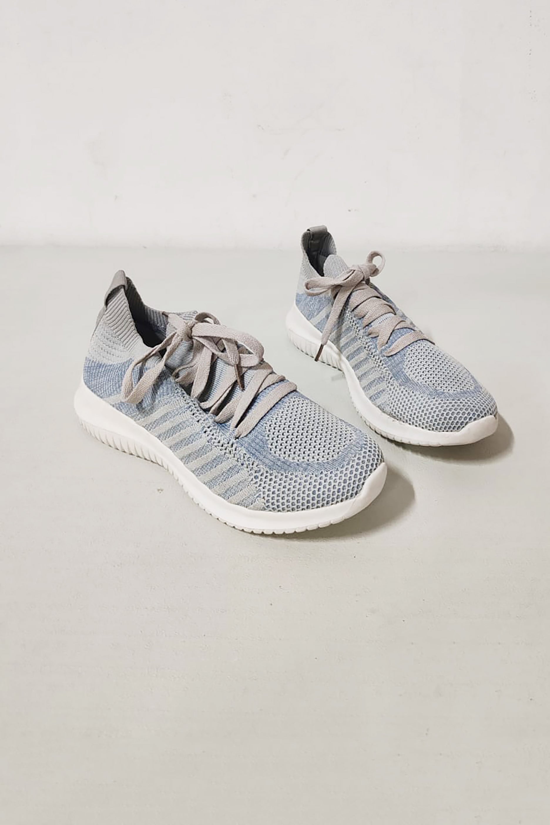 Kids Blue Textured Rubber Shoes (Eu38)