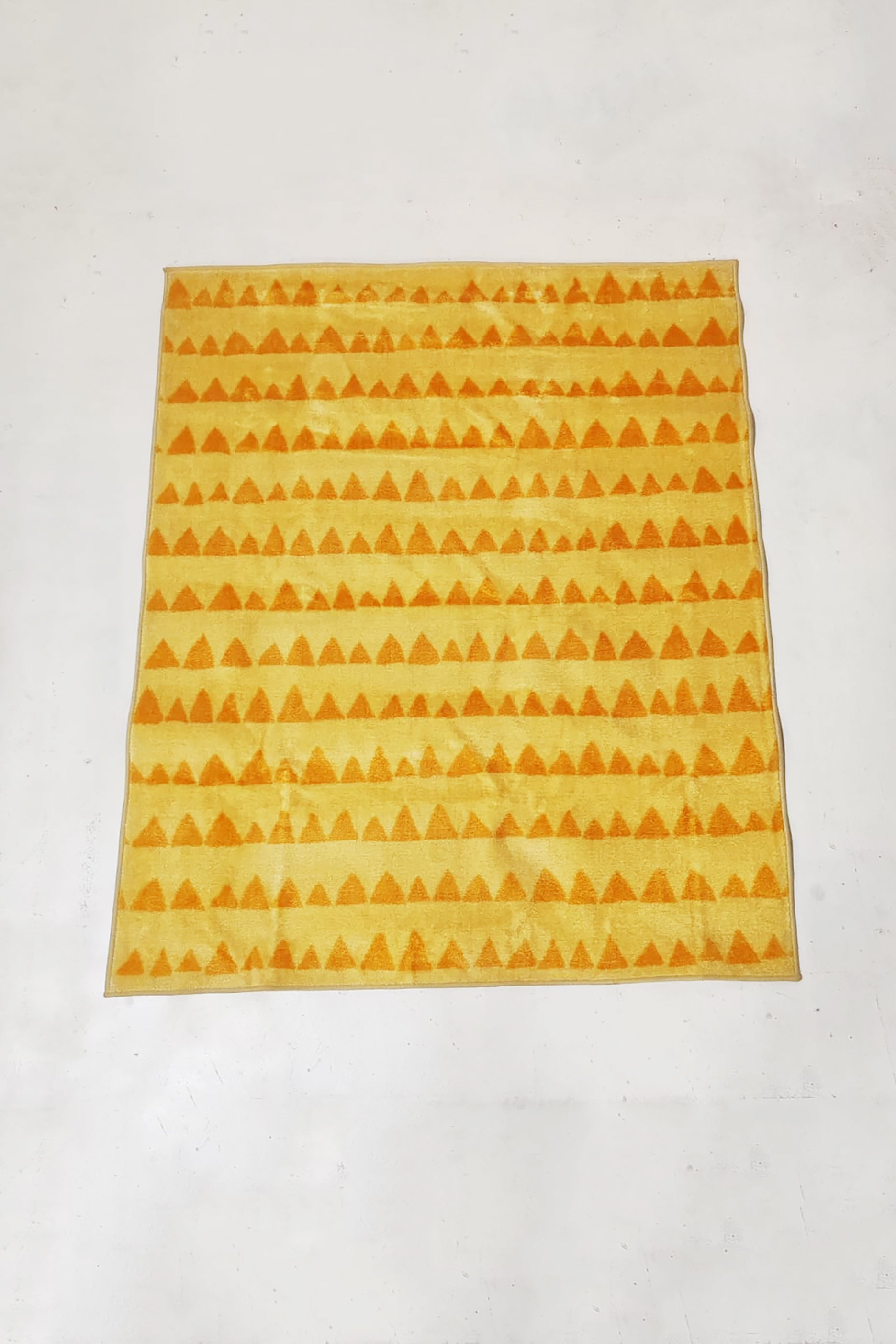 Yellow Nylon Kids Rug (130x160cm)