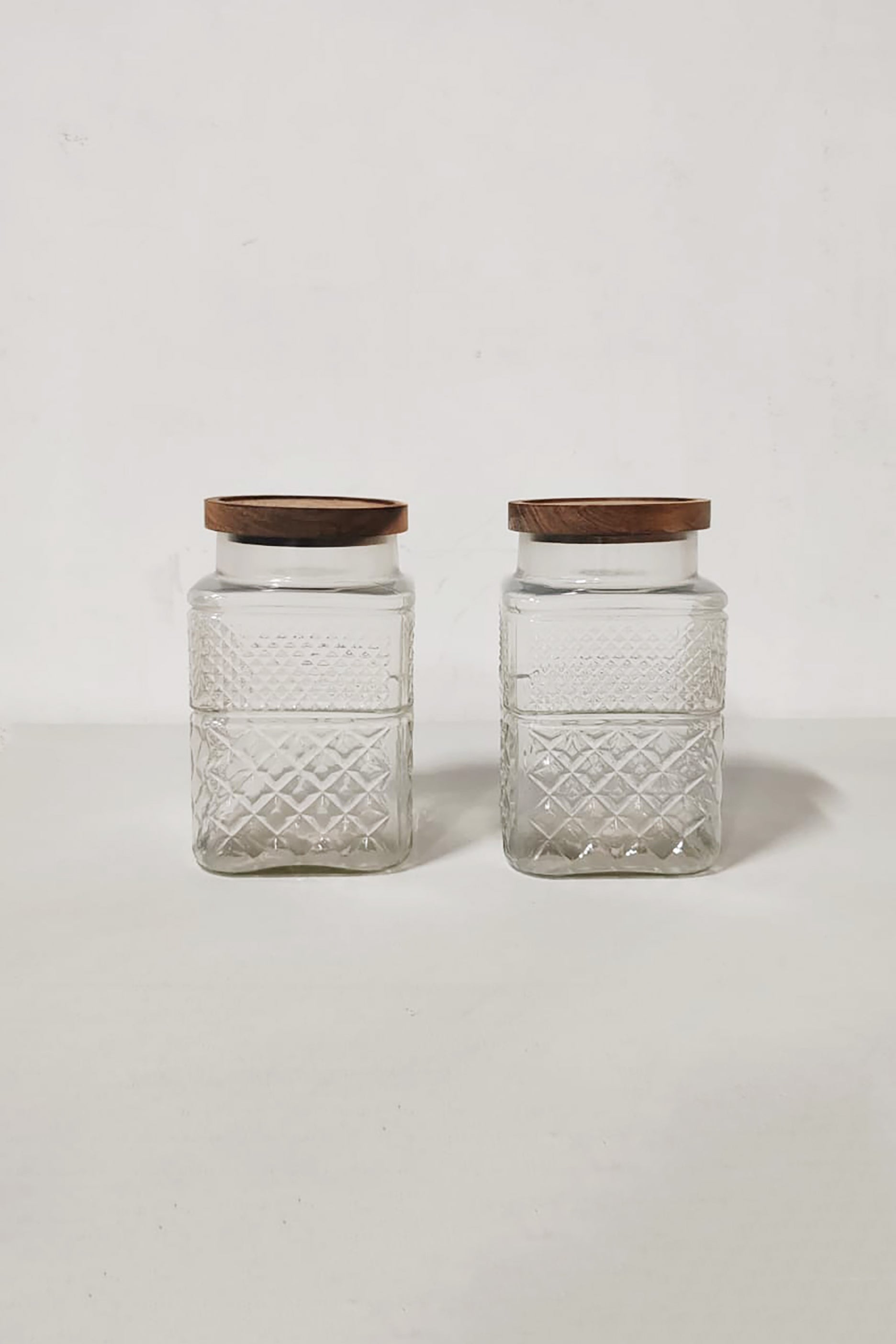 Glass Jar with Lid set as 2