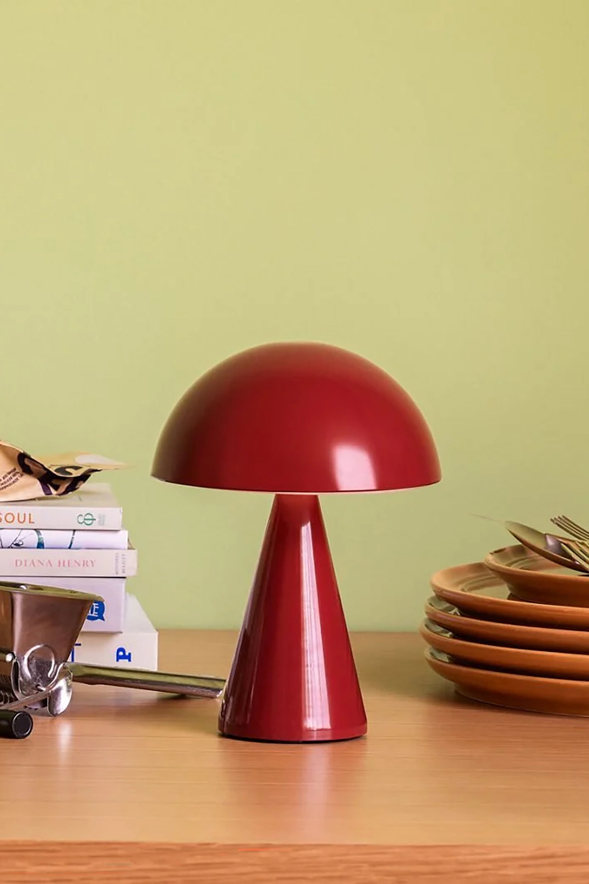 Red Mush Mini Portable Lamp (D15xH20cm)