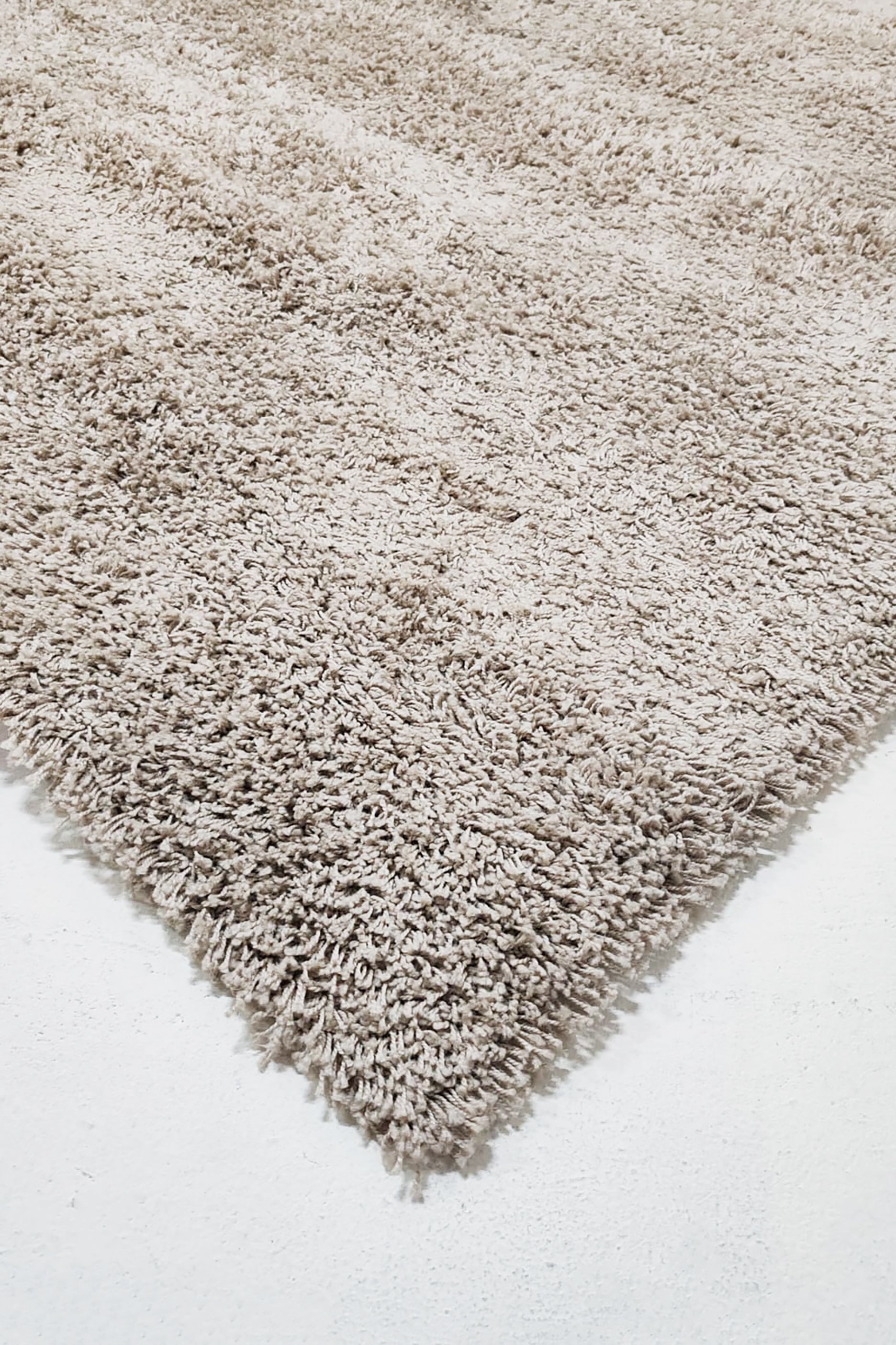 Beige Deep-pile Rug 160x220cm