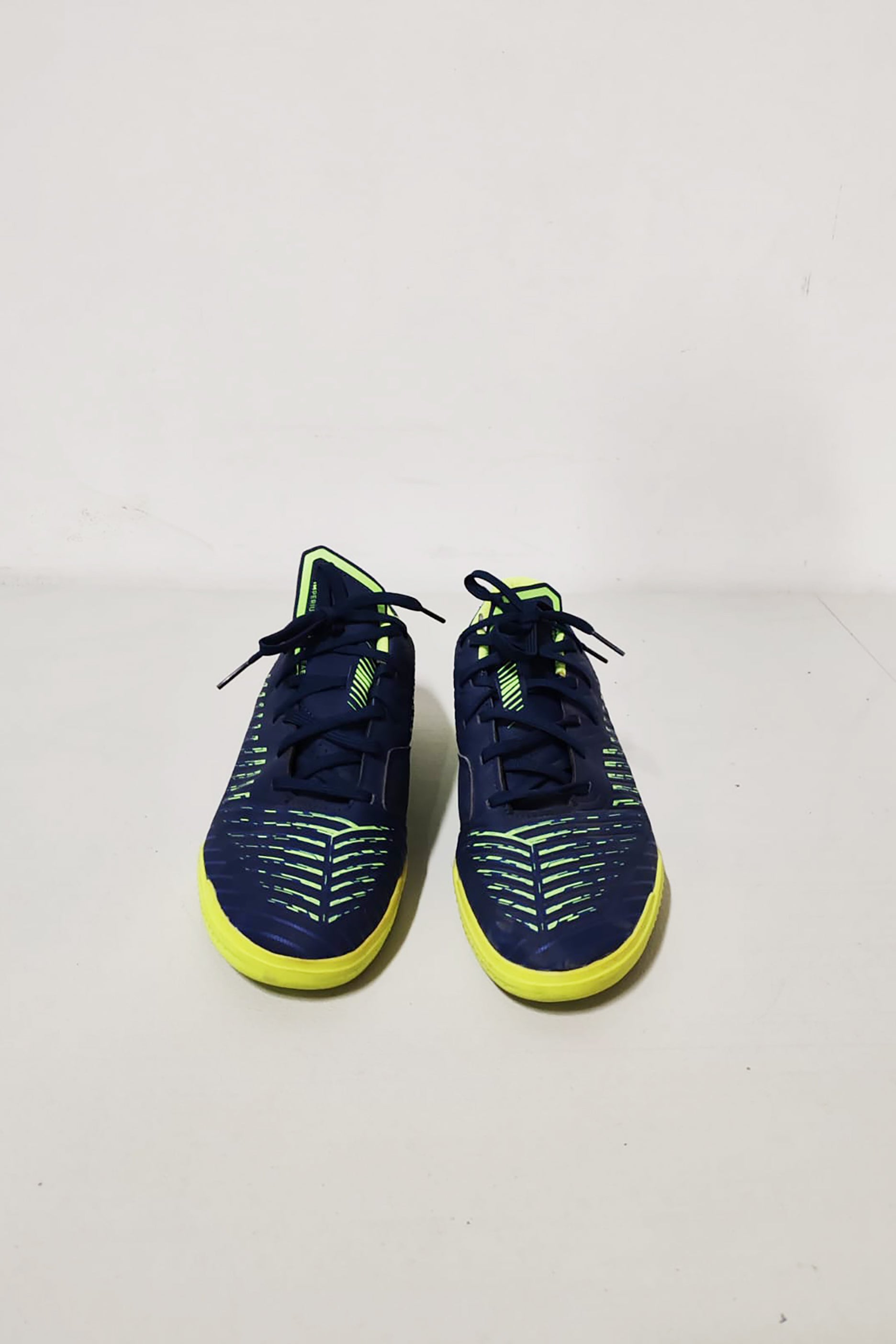 Football Shoes for Men (Blue)