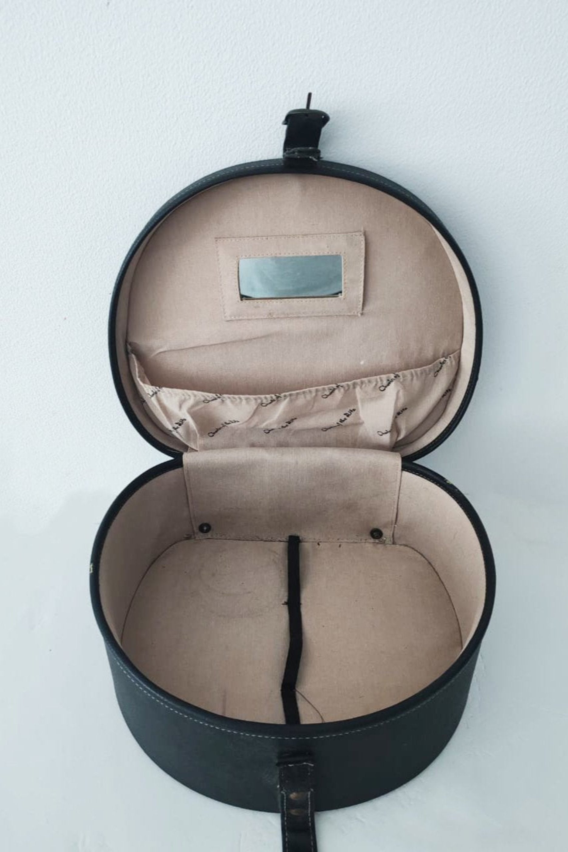 Vintage Vanity Travel bag