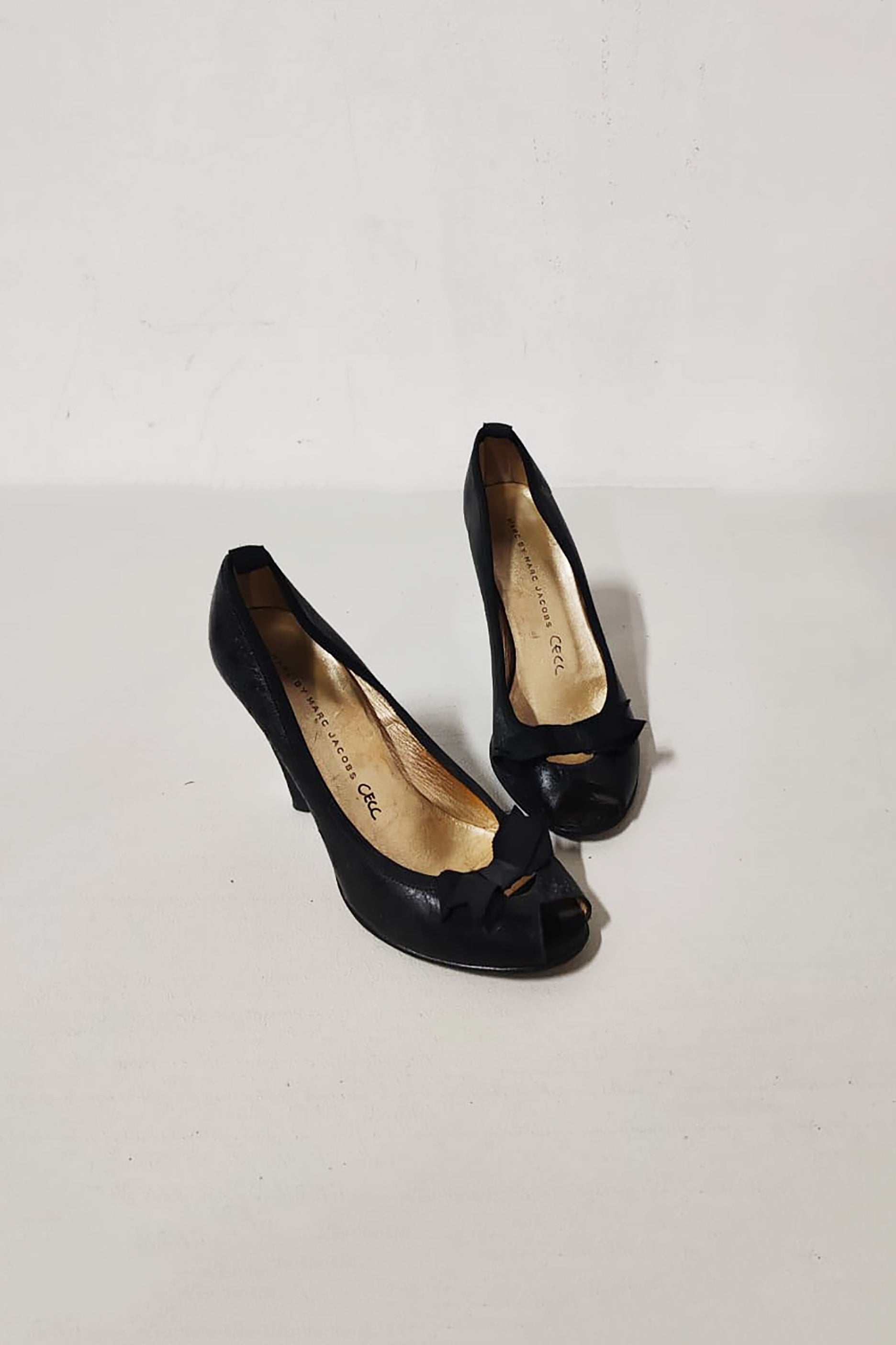 Ladies Black Heels Shoes (Eu37.5)