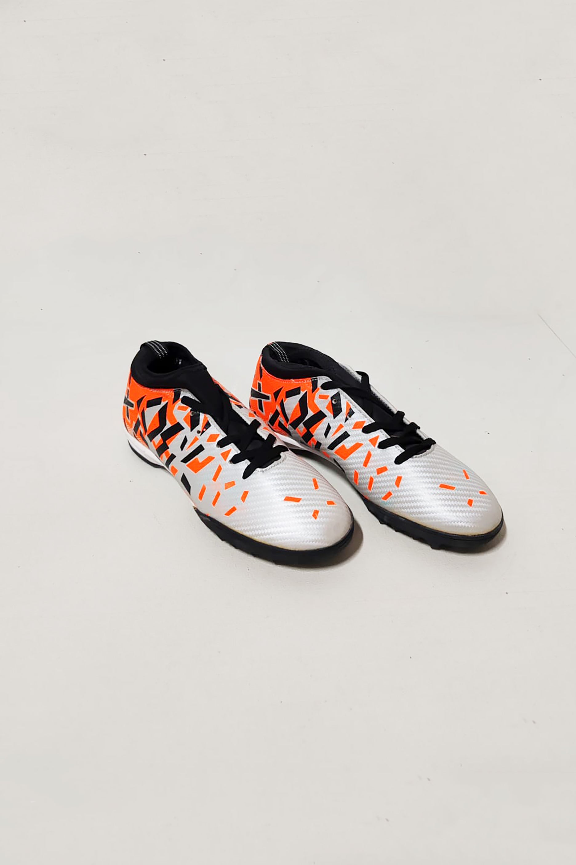 Football Shoes for Men (Grey and Orange)