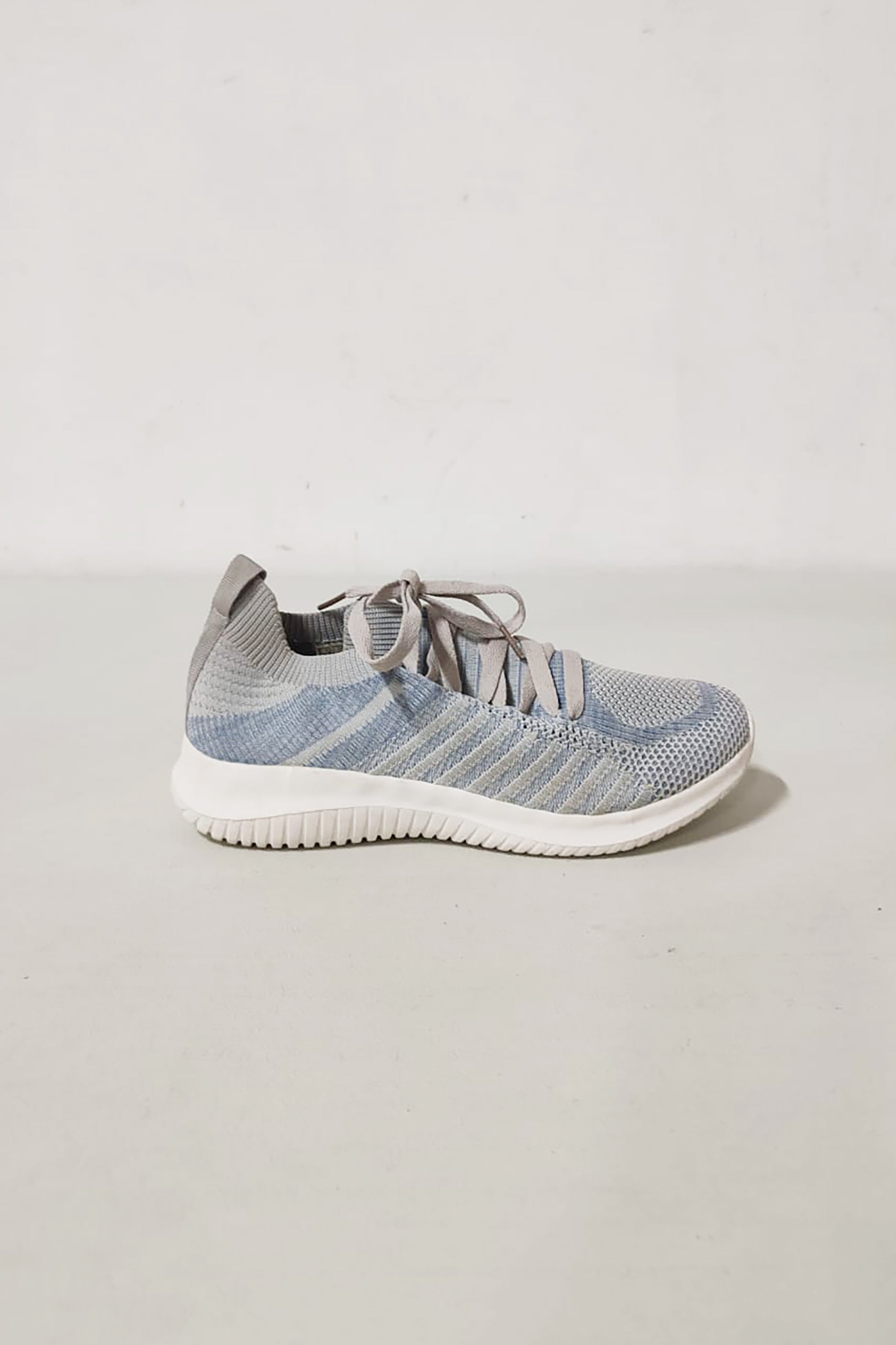 Kids Blue Textured Rubber Shoes (Eu38)