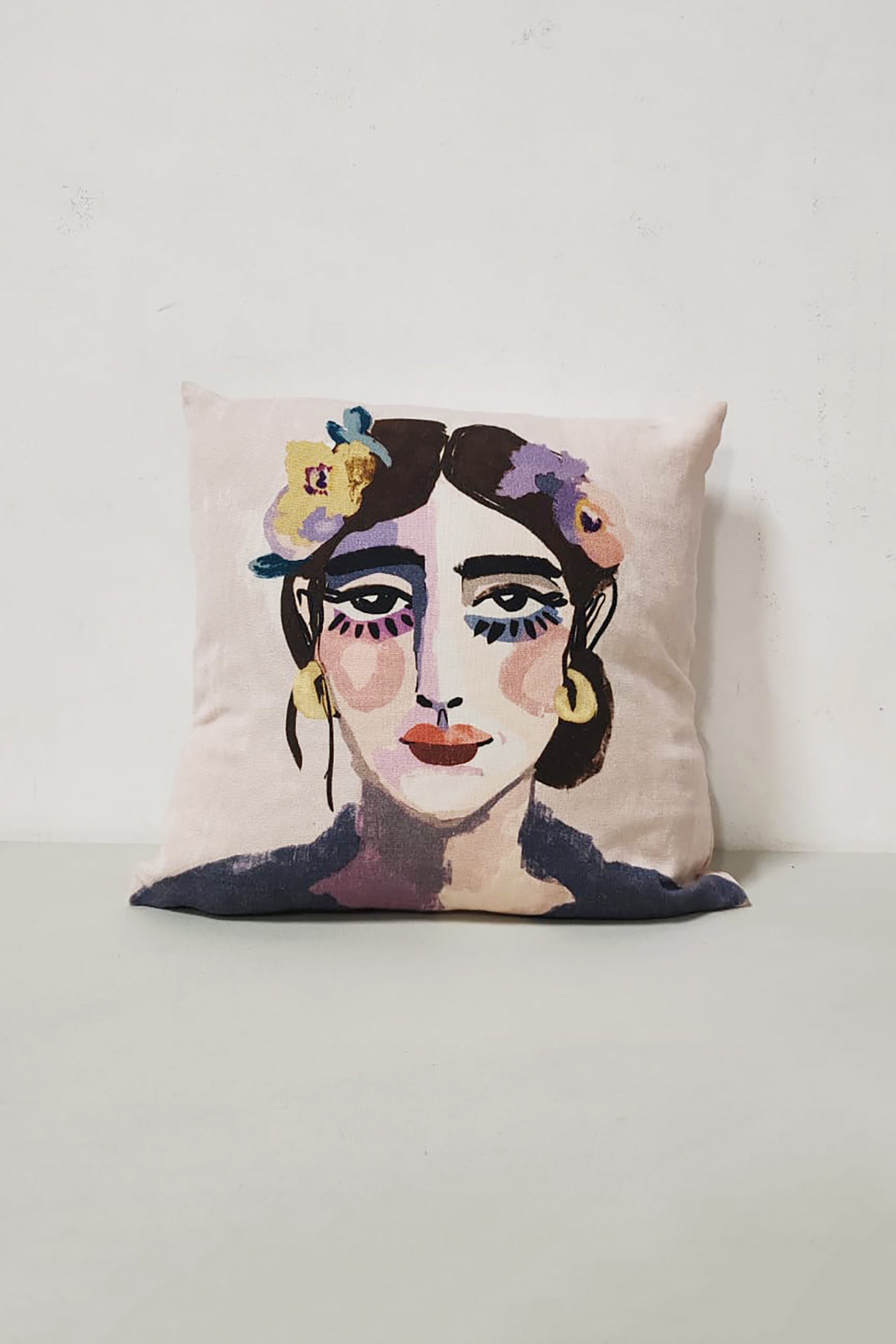 Women Art Cushion Cover (38x38)