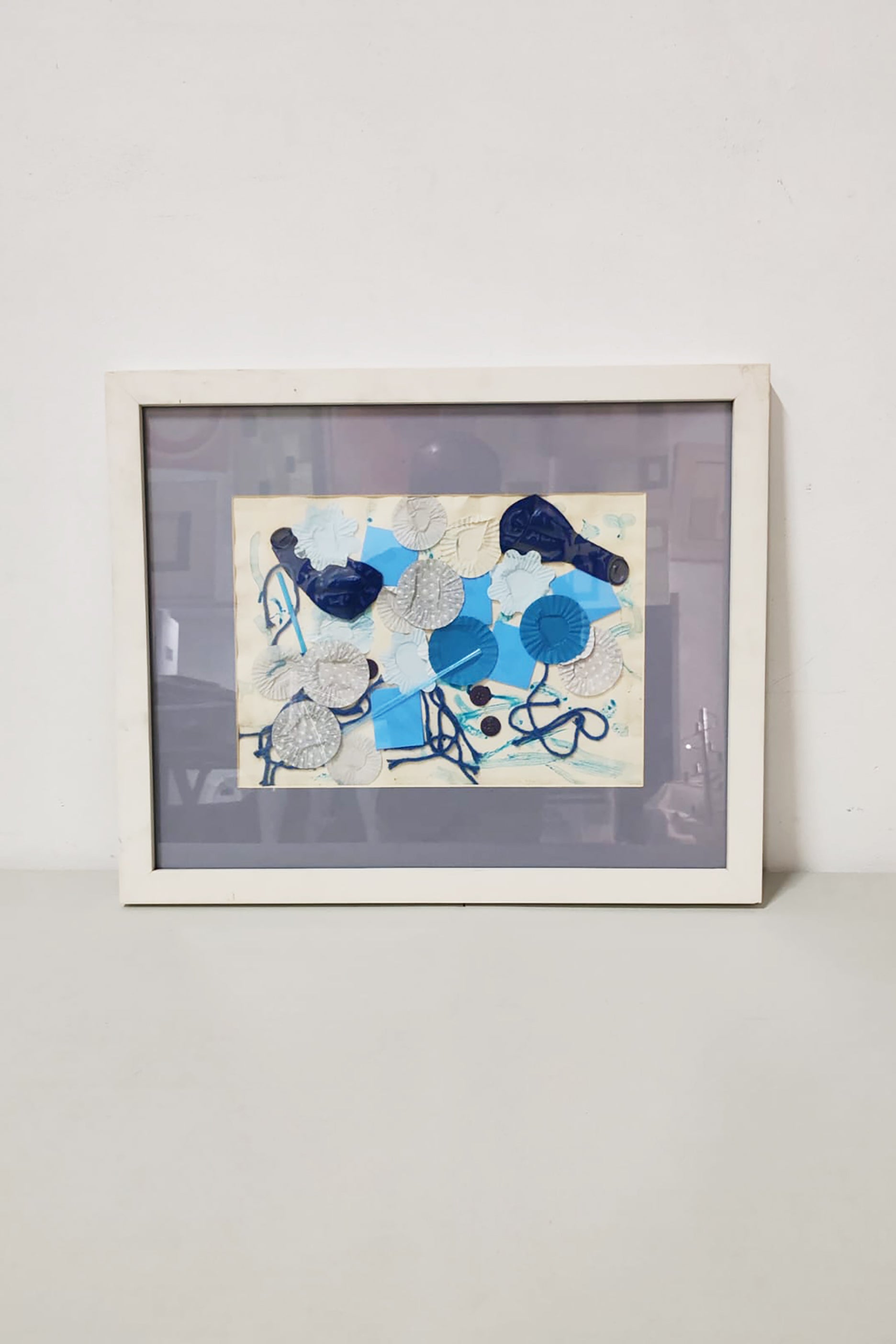 Paper Artwork with Wooden Frame (40x50)