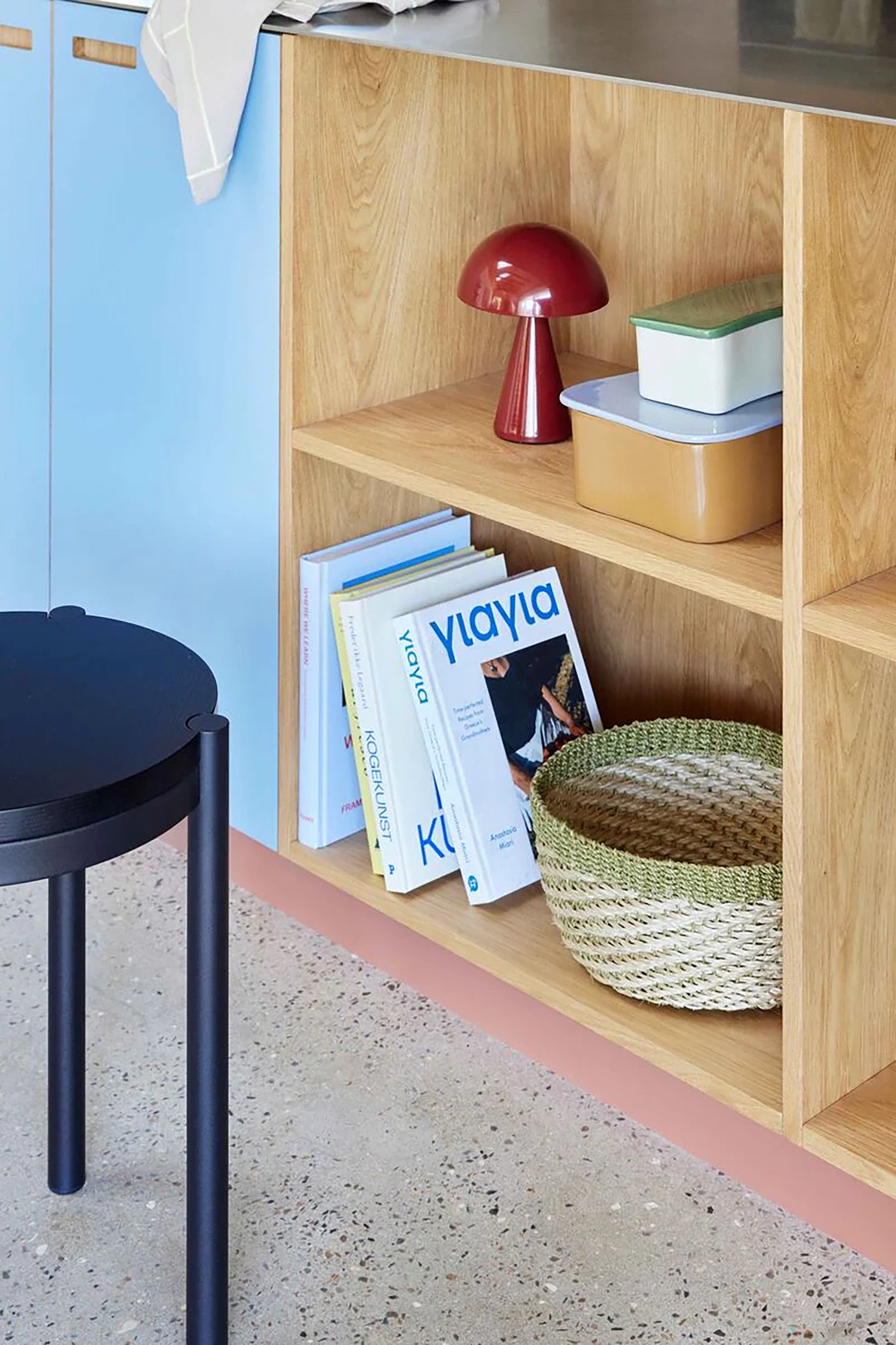 Red Mush Mini Portable Lamp (D15xH20cm)