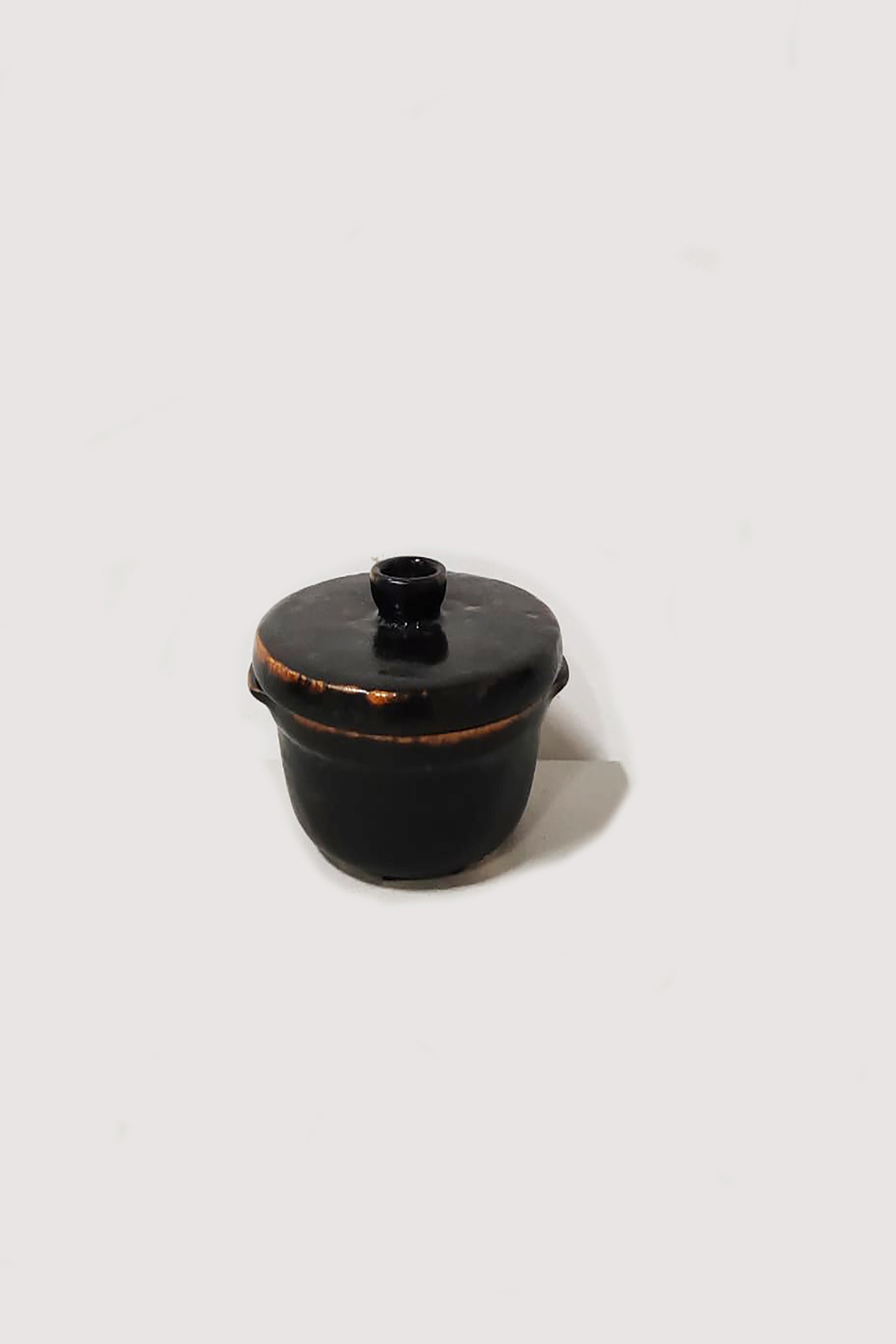 Black Bowl with Lid
