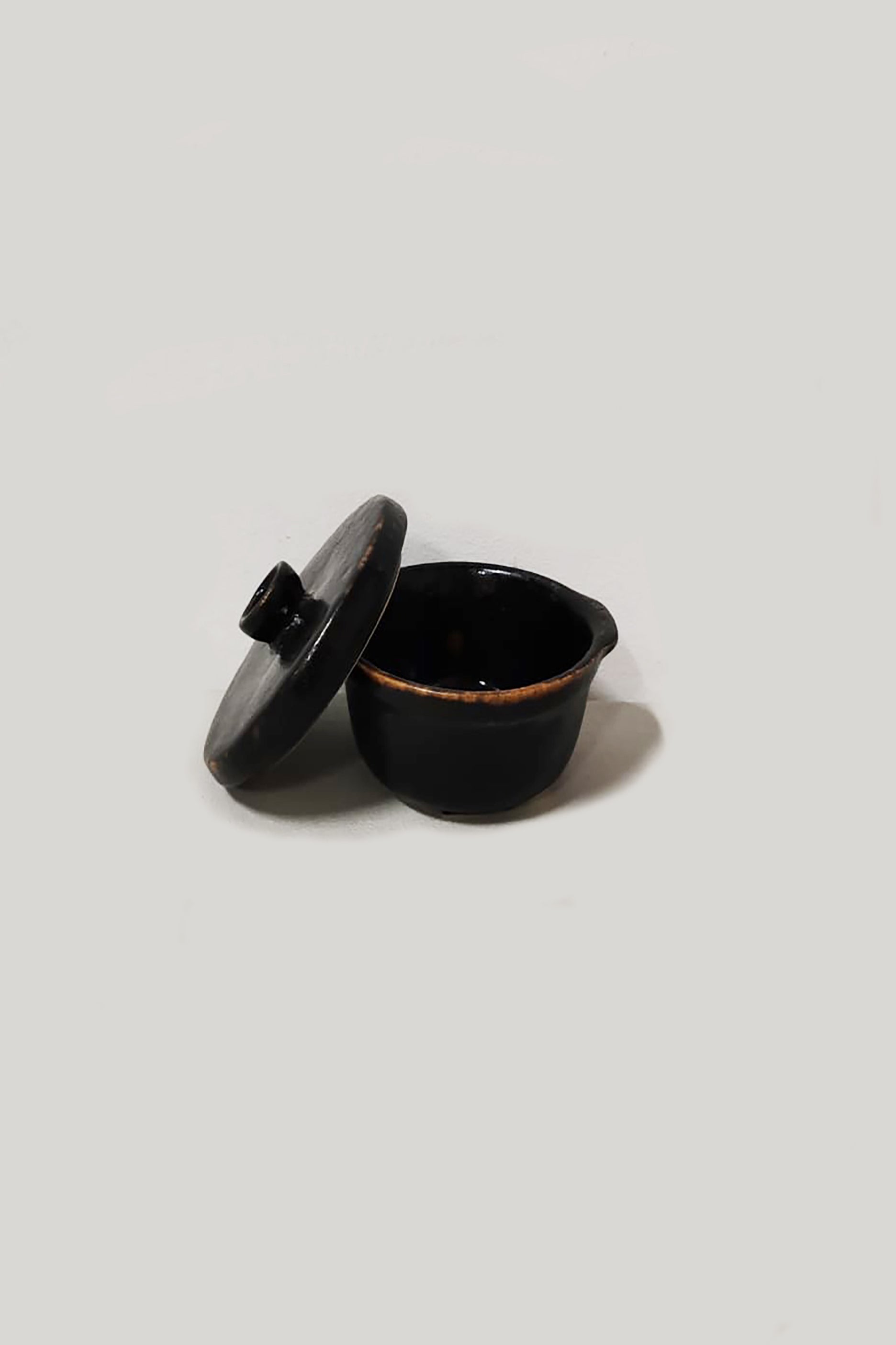 Black Bowl with Lid