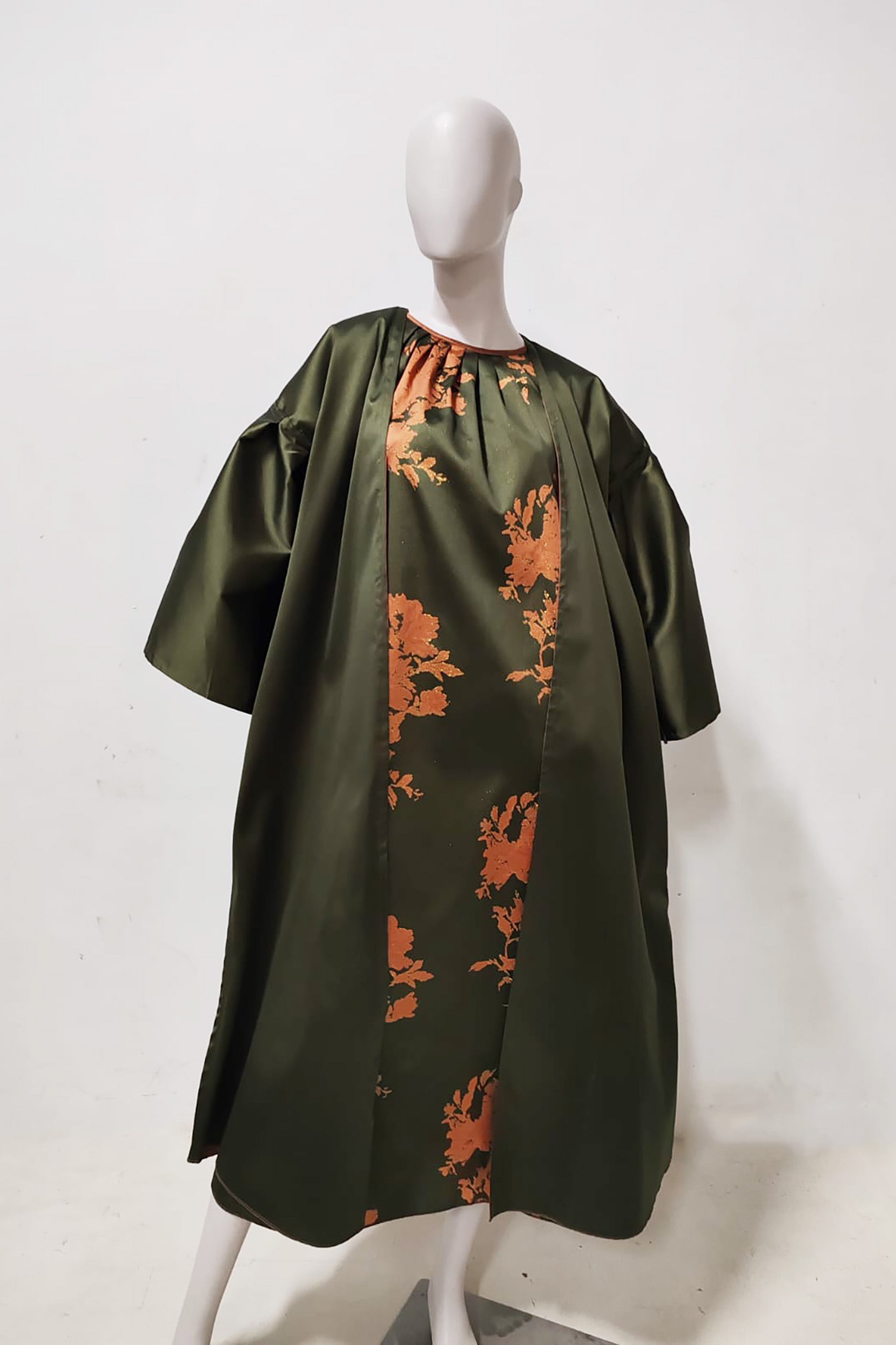 Brown Reversible Flared Sleeve Abaya