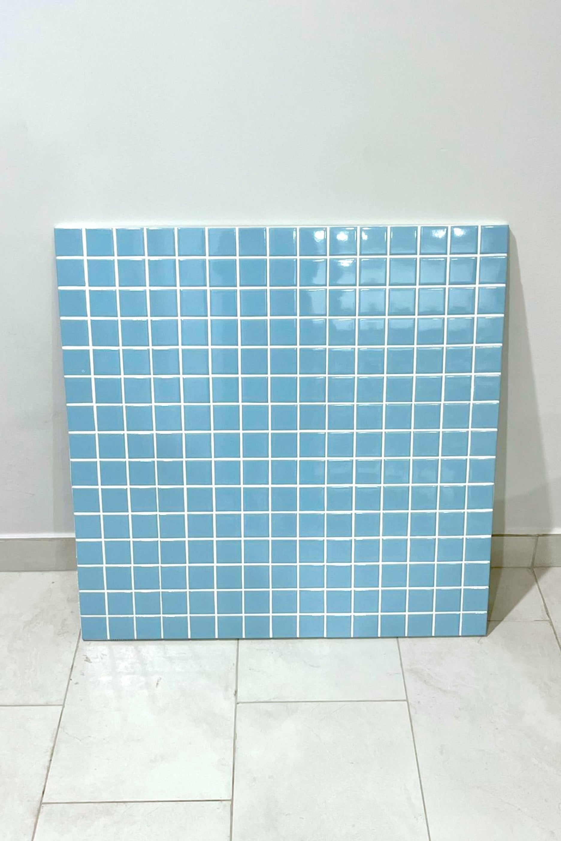blue tiled backdrop_77cm