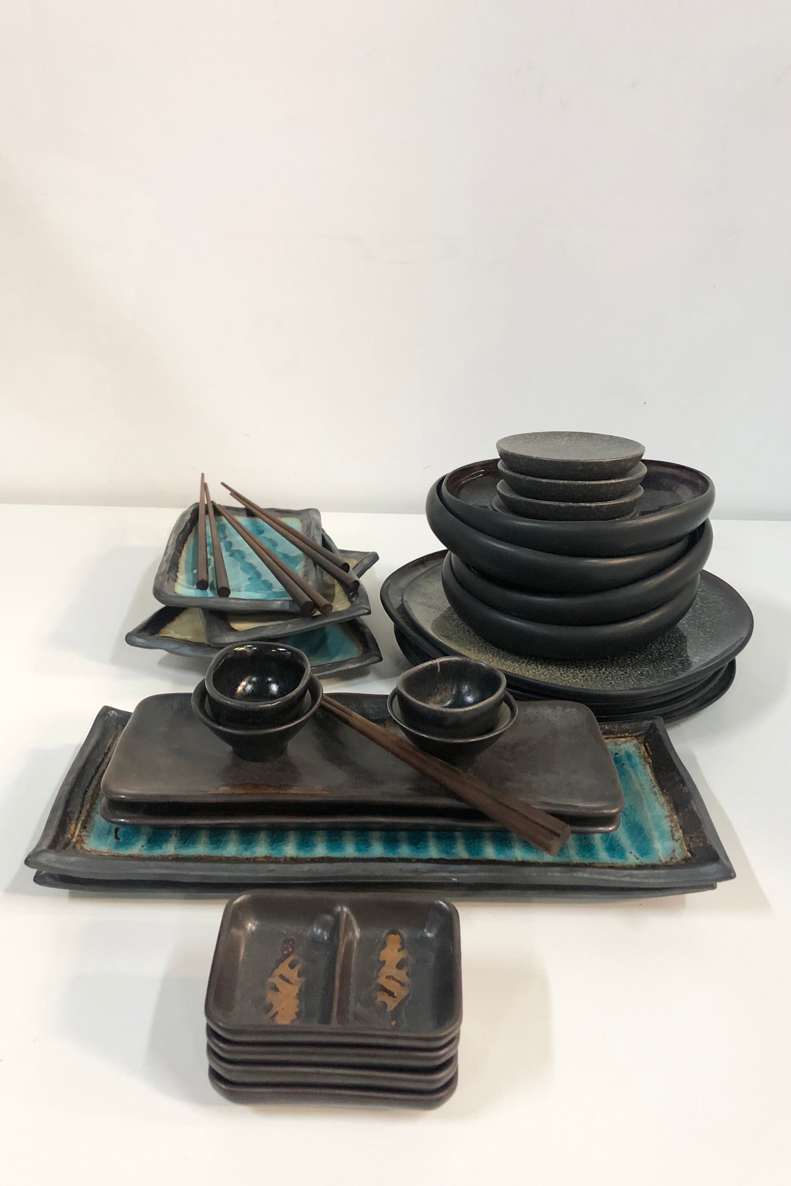 Japanese Style Dinner Plate Sushi Set