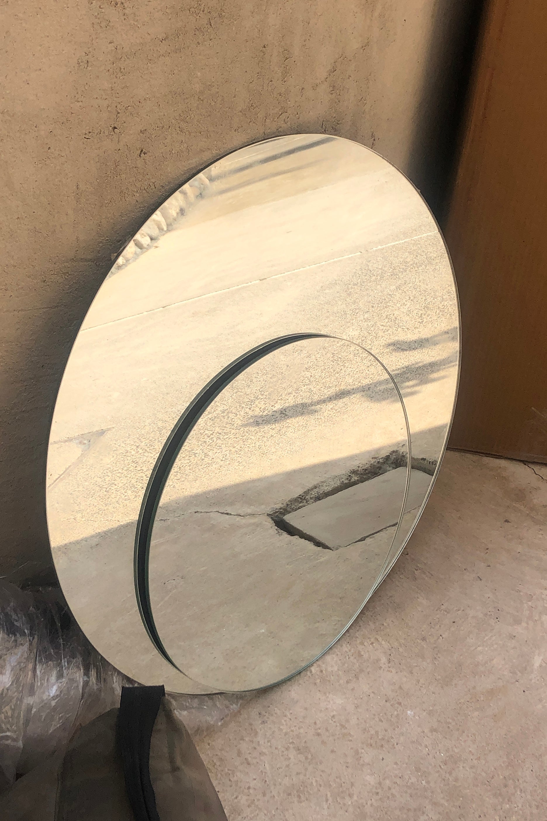 Circular Mirrors