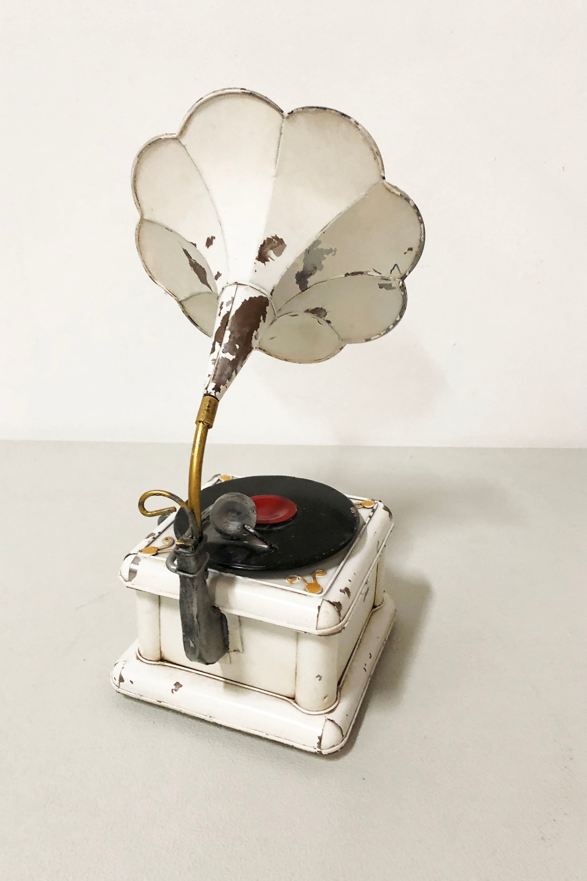 Small Vintage-look Gramophone (25cm)