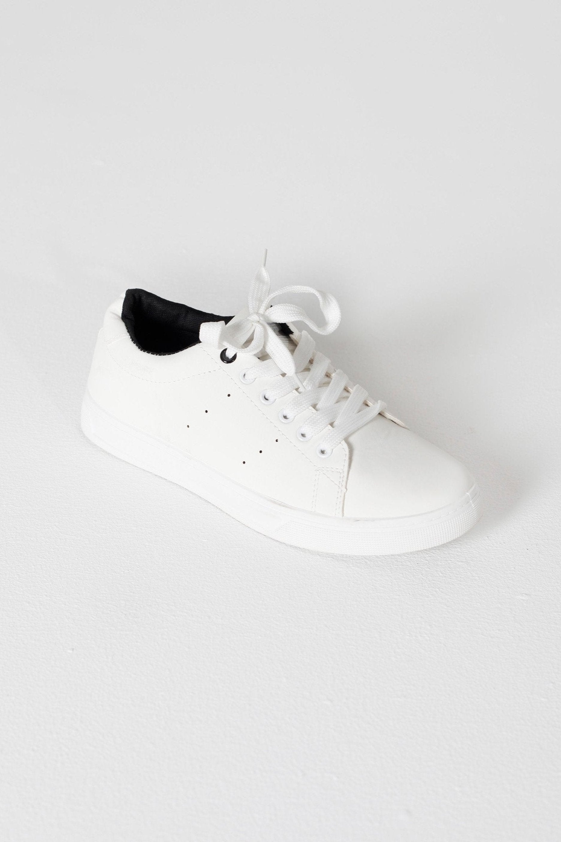 Mens White Sneakers (Eu42)