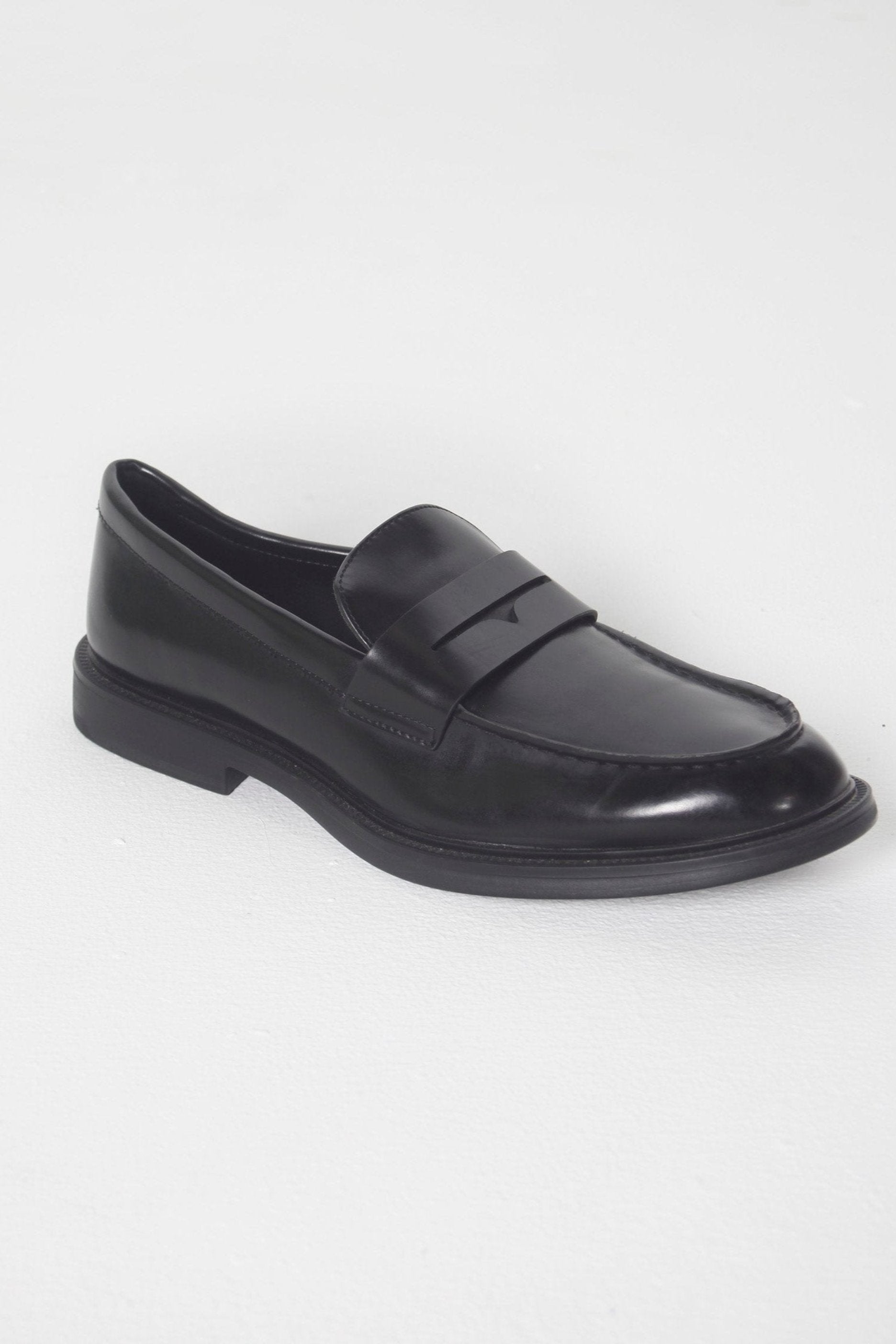 Men's Black Loafers available in size (Eu44)(Eu40)
