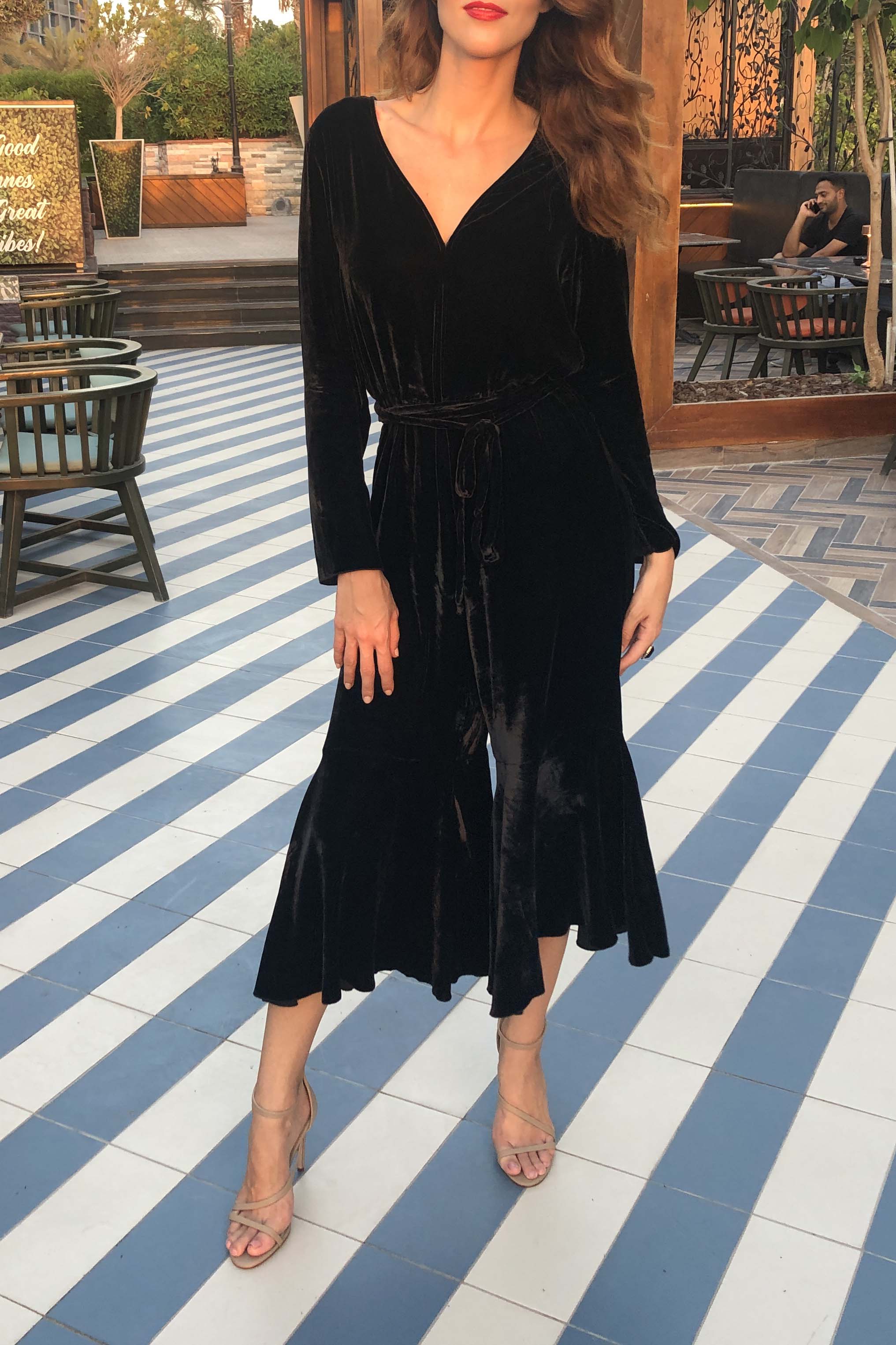 Black Velvet Jumpsuit with Flared Trousers (Eu36-38)