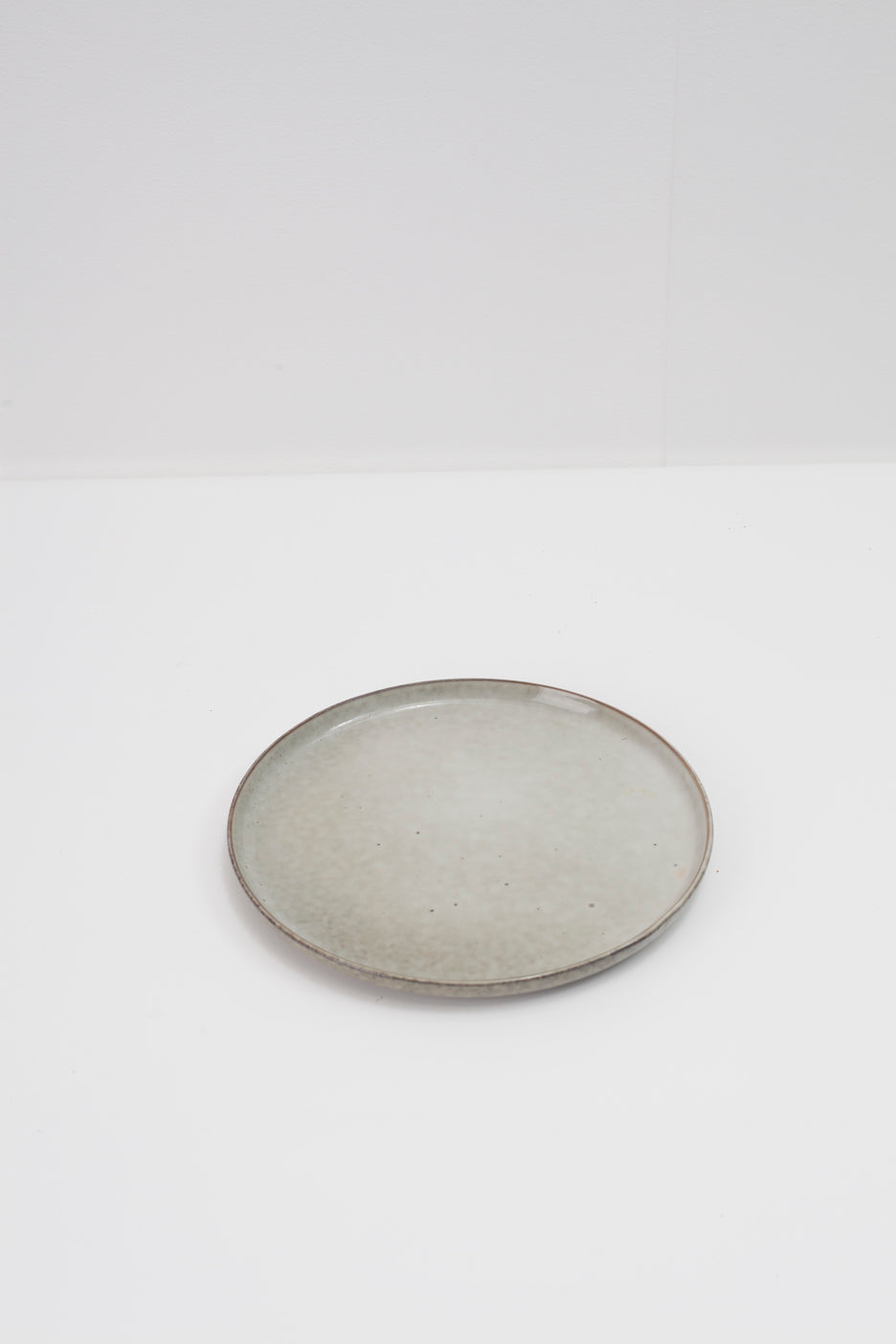 Green/Grey Earthenware Plate (6pcs available)