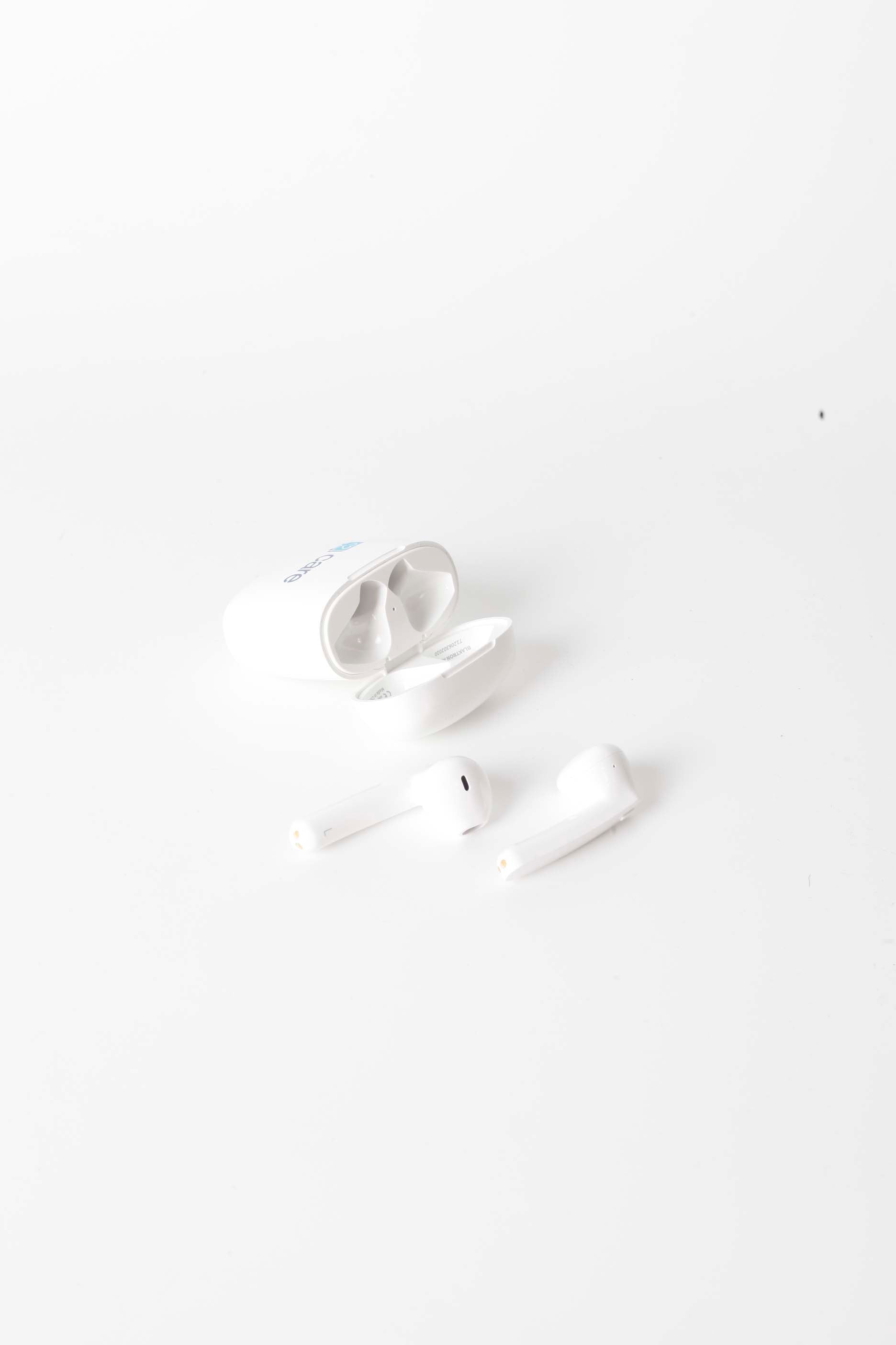White Ear Pods