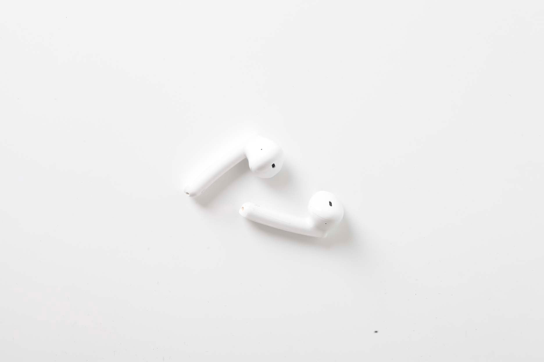 White Ear Pods