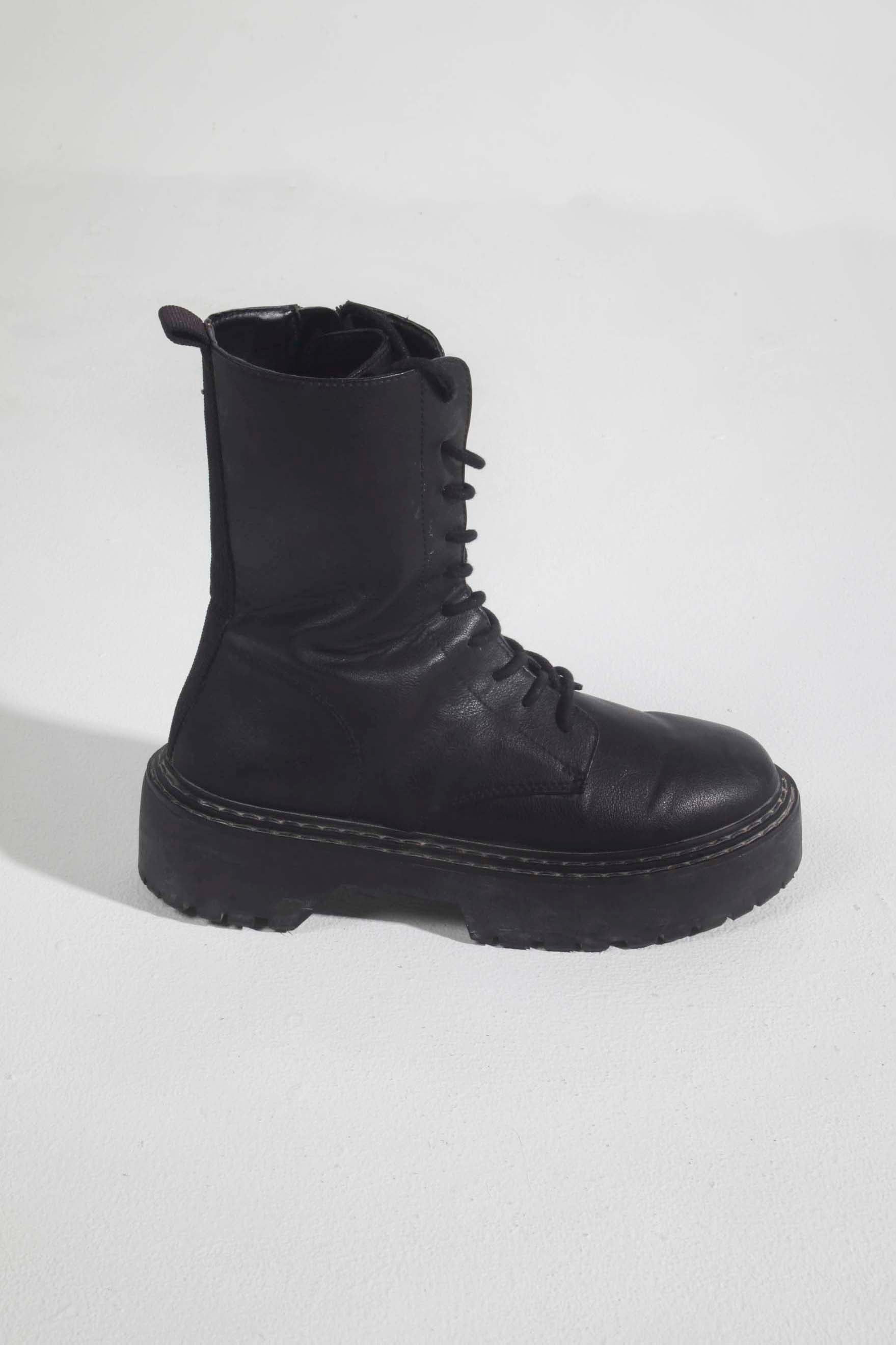 Black Lace-up Platform Boots