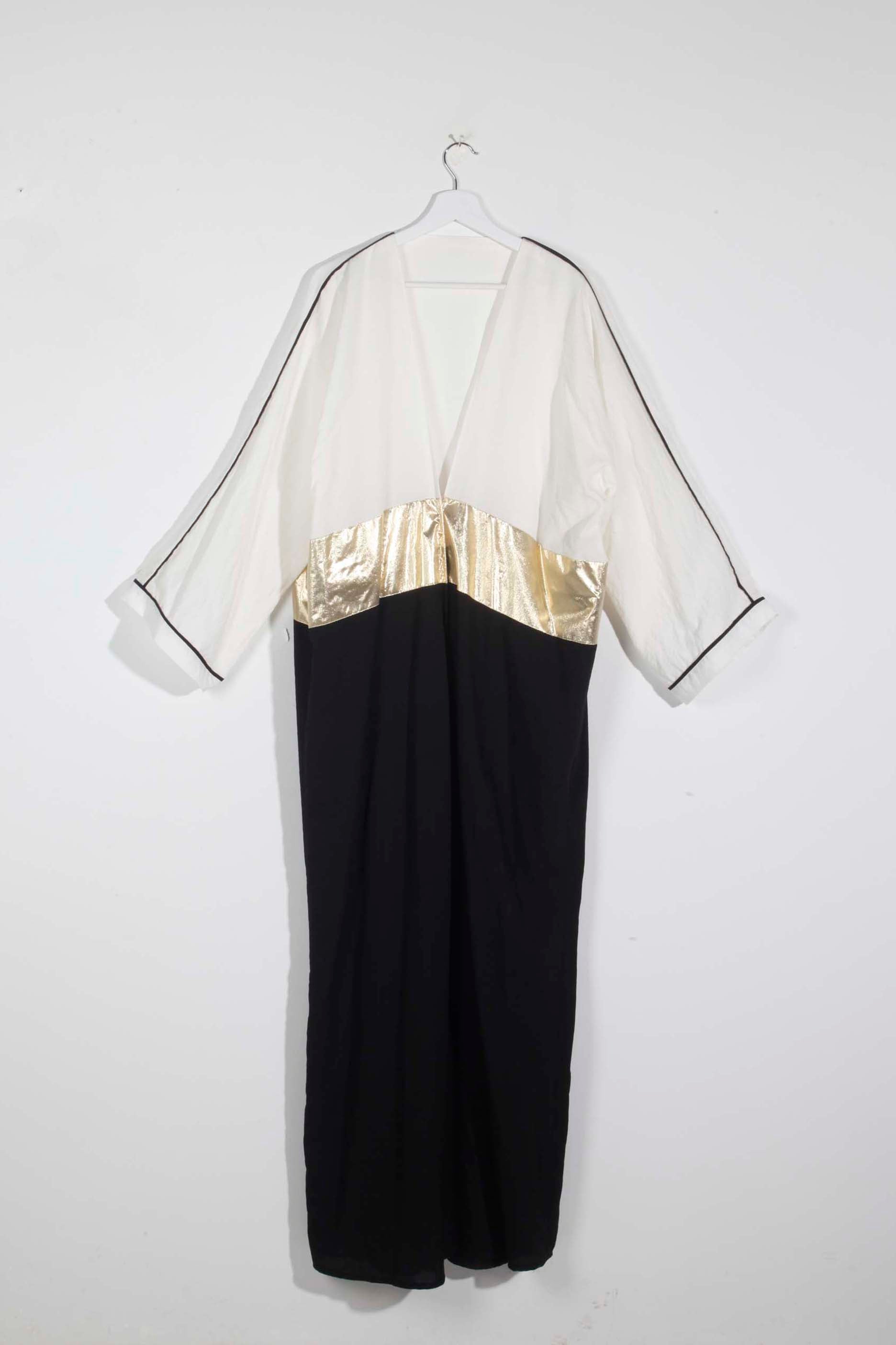 White linen, Black and Gold abaya