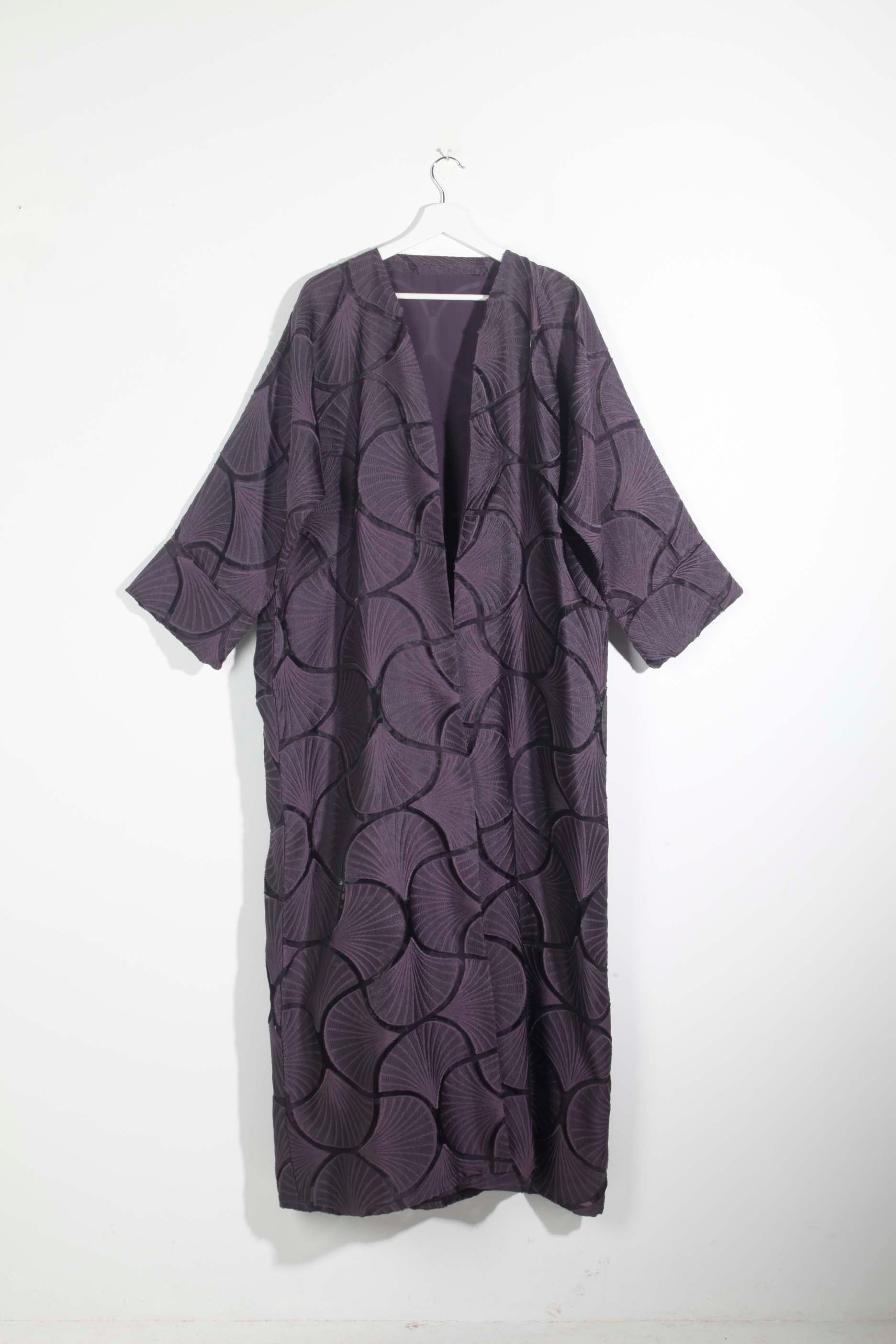 Purple flocked abaya