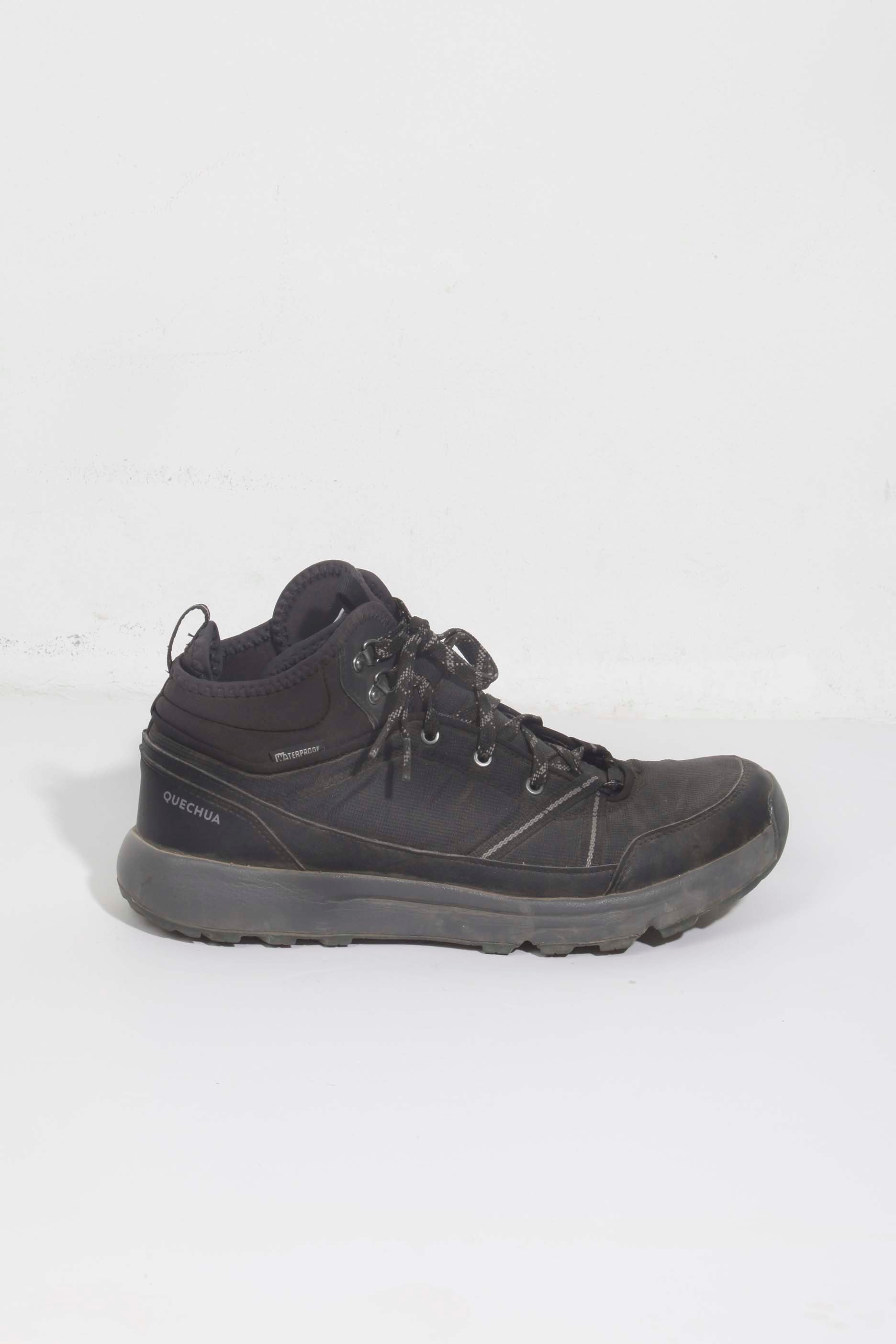 Mens Black Hiking Boots