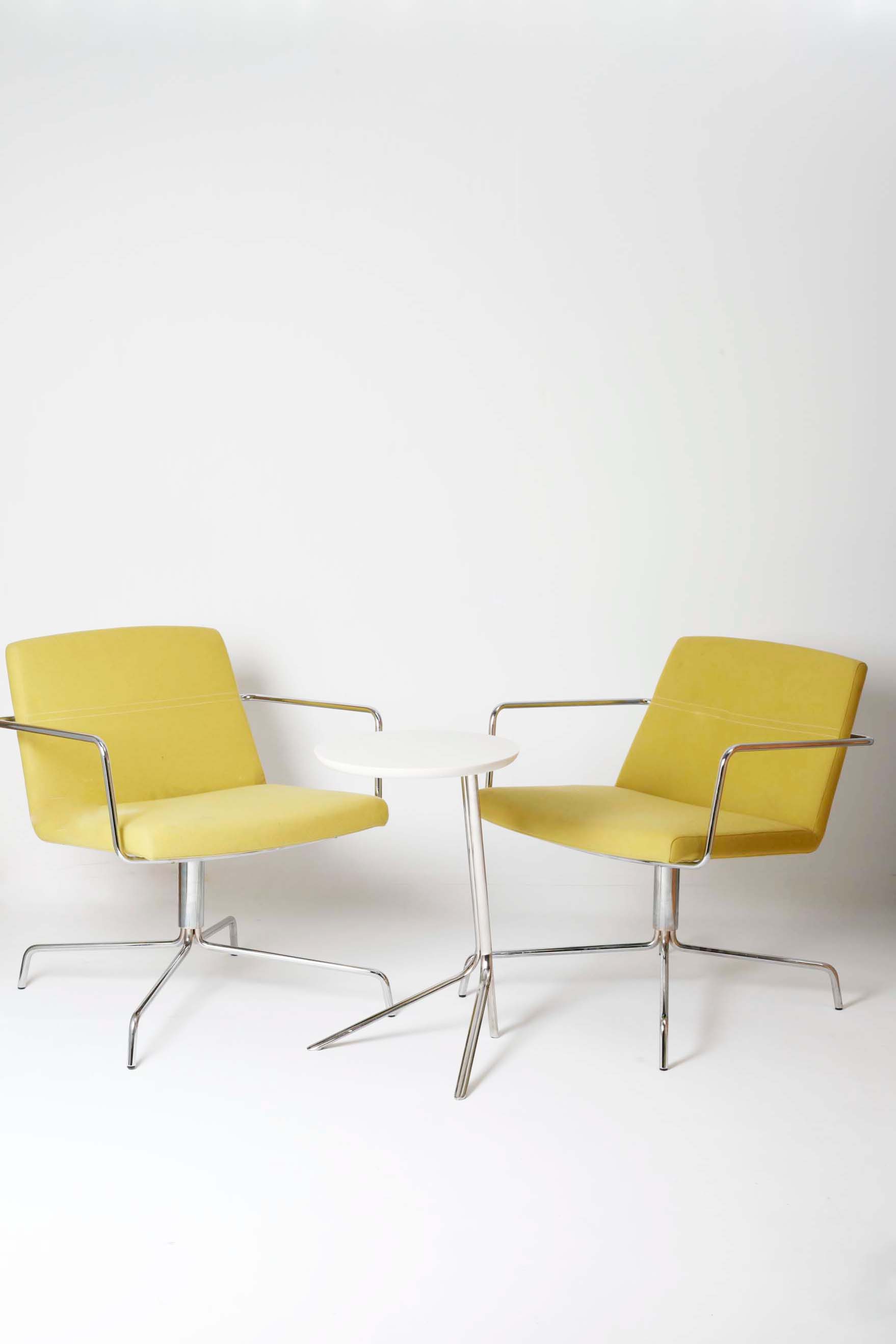 Vintage Lounge Chair (2 pieces available)