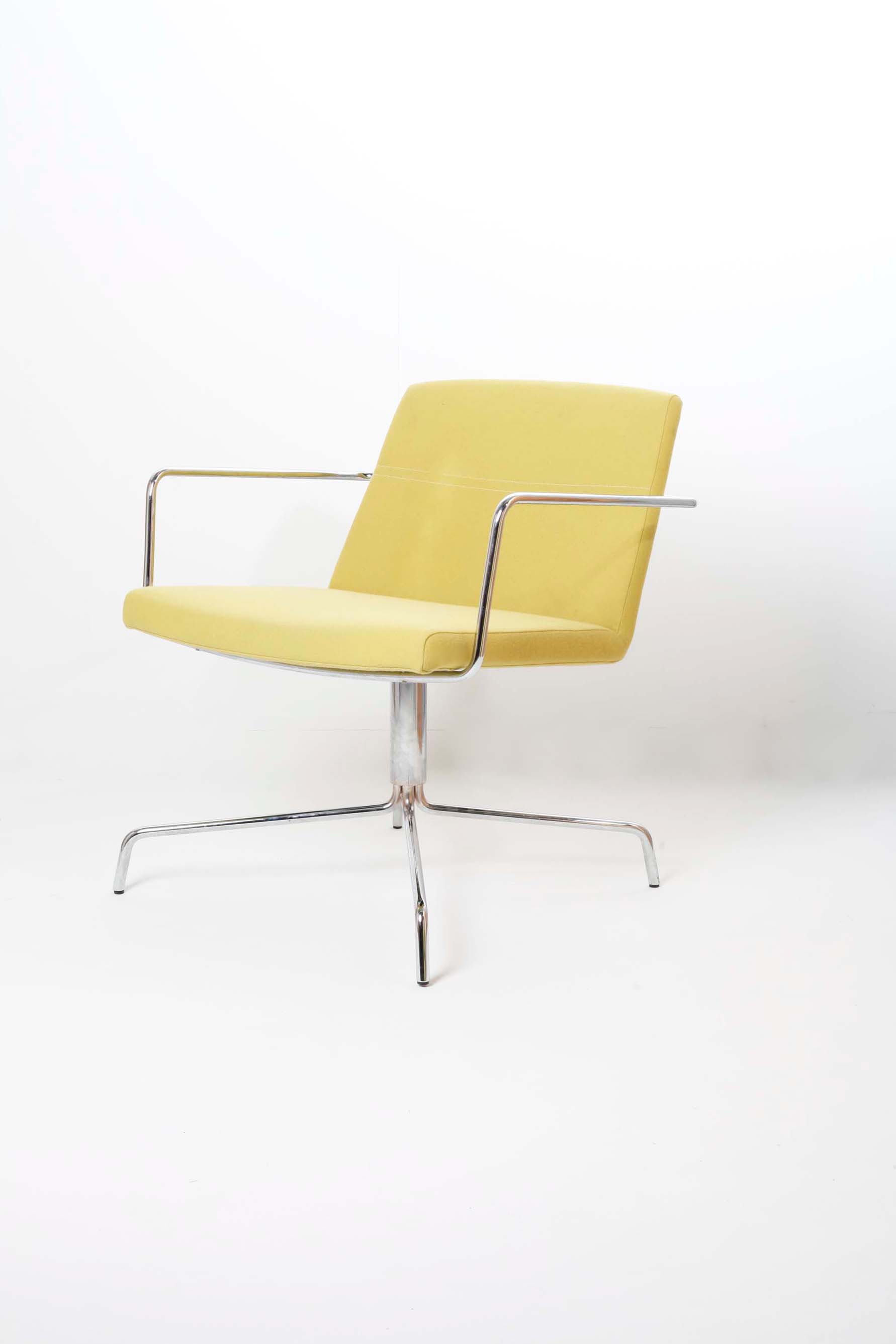 Vintage Lounge Chair (2 pieces available)