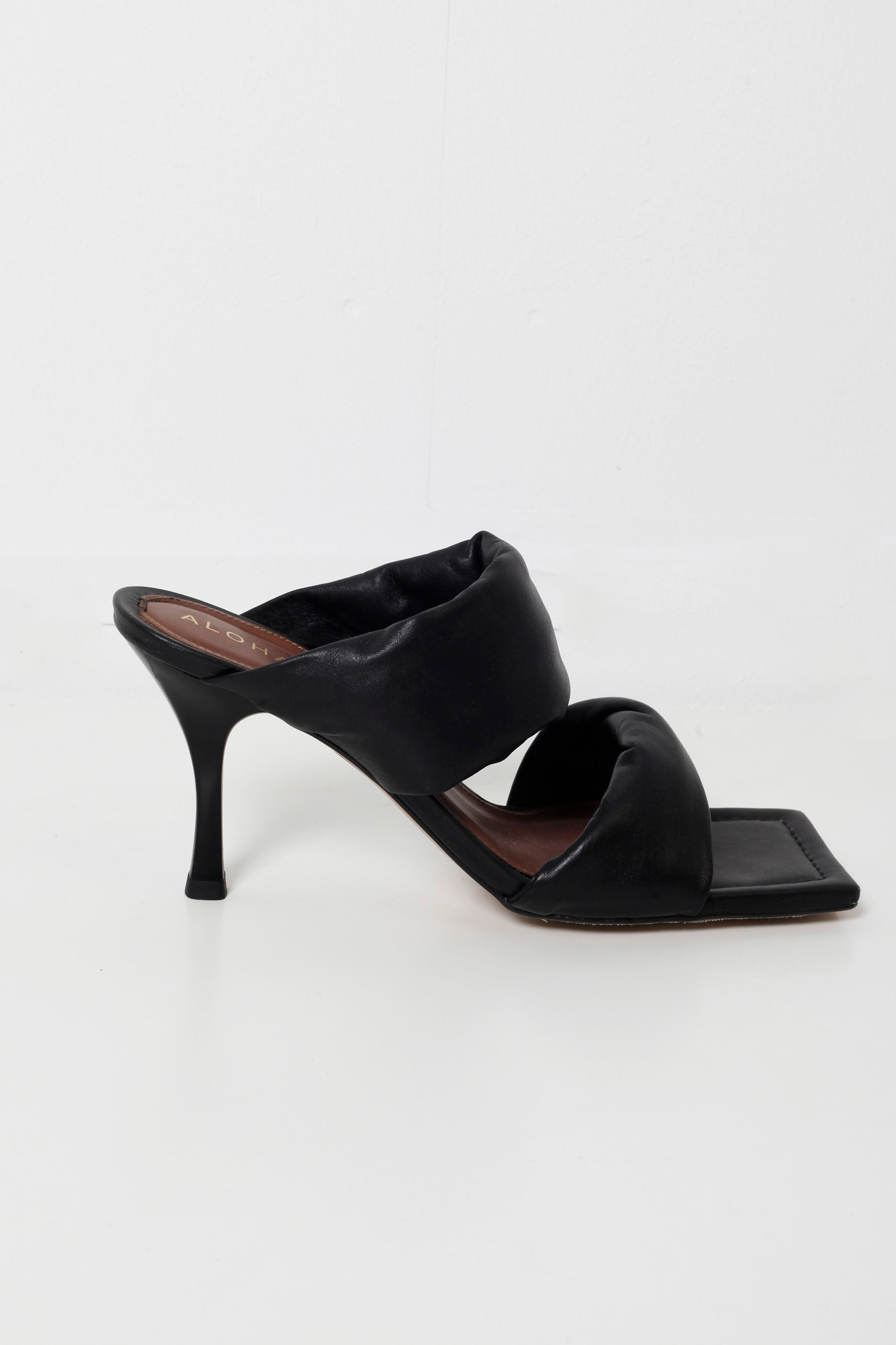 Black Leather Alohas Mules