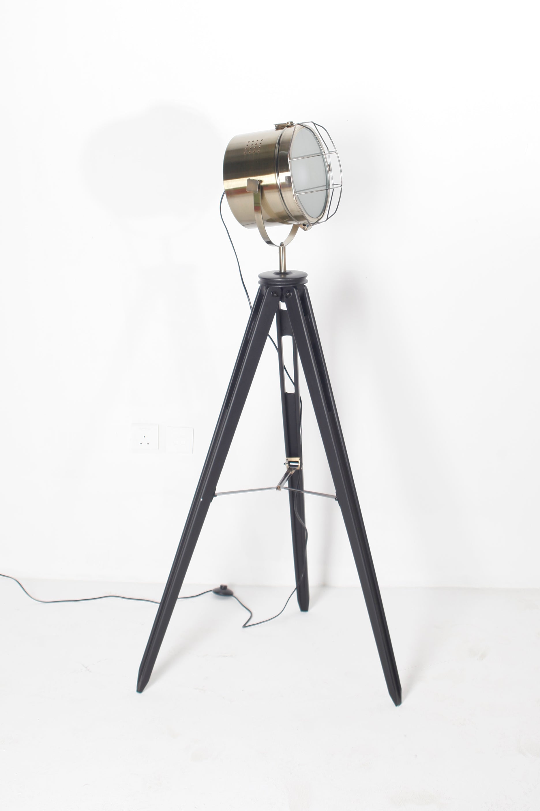 Film Studio Style Tripod Lamp (2pcs available)