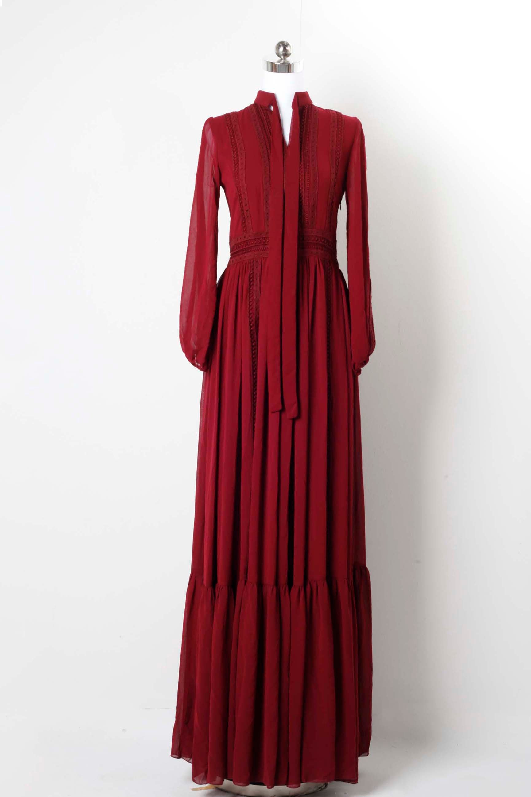 Floor-length Red Dress (Medium)