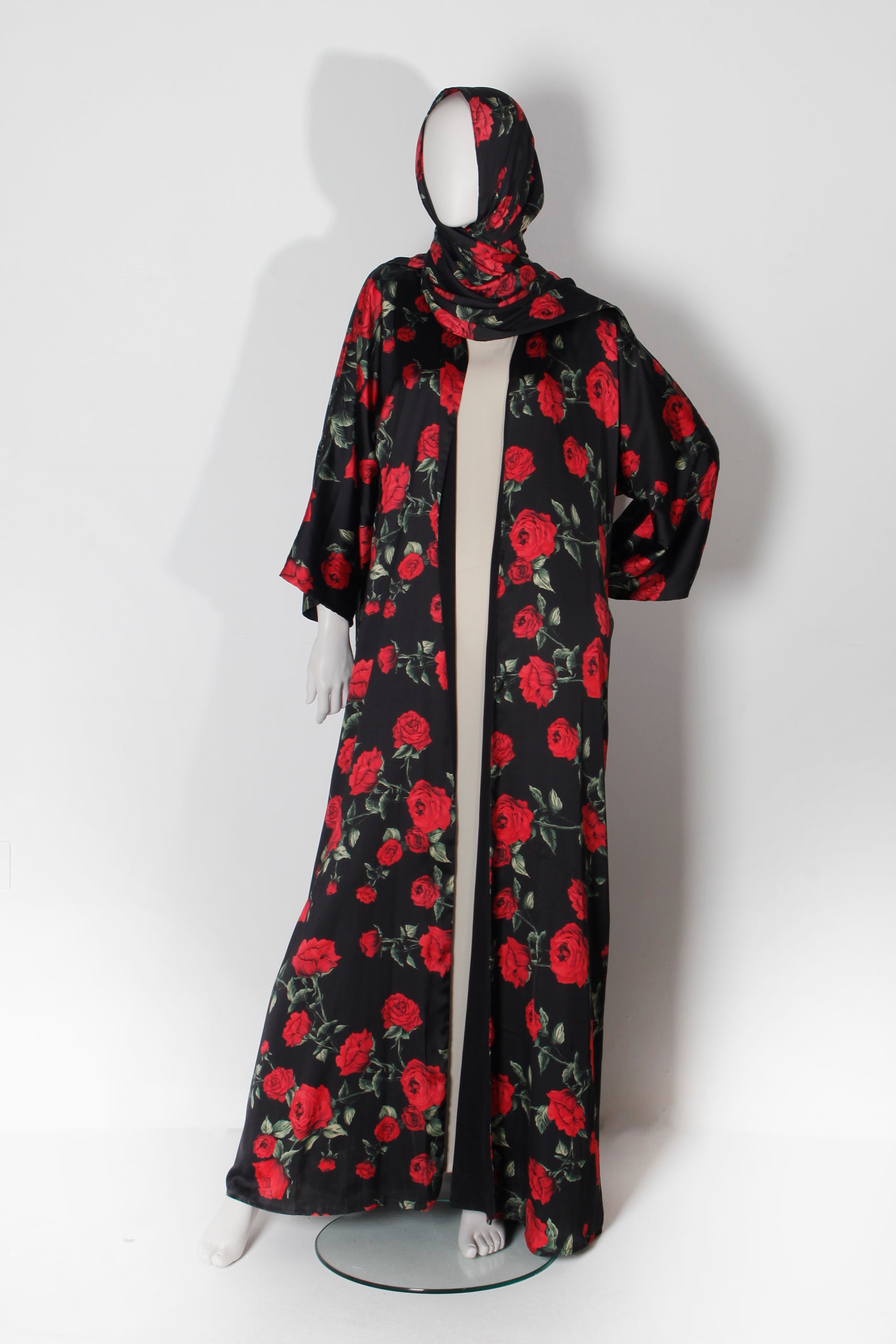 Black and red rose printed abaya