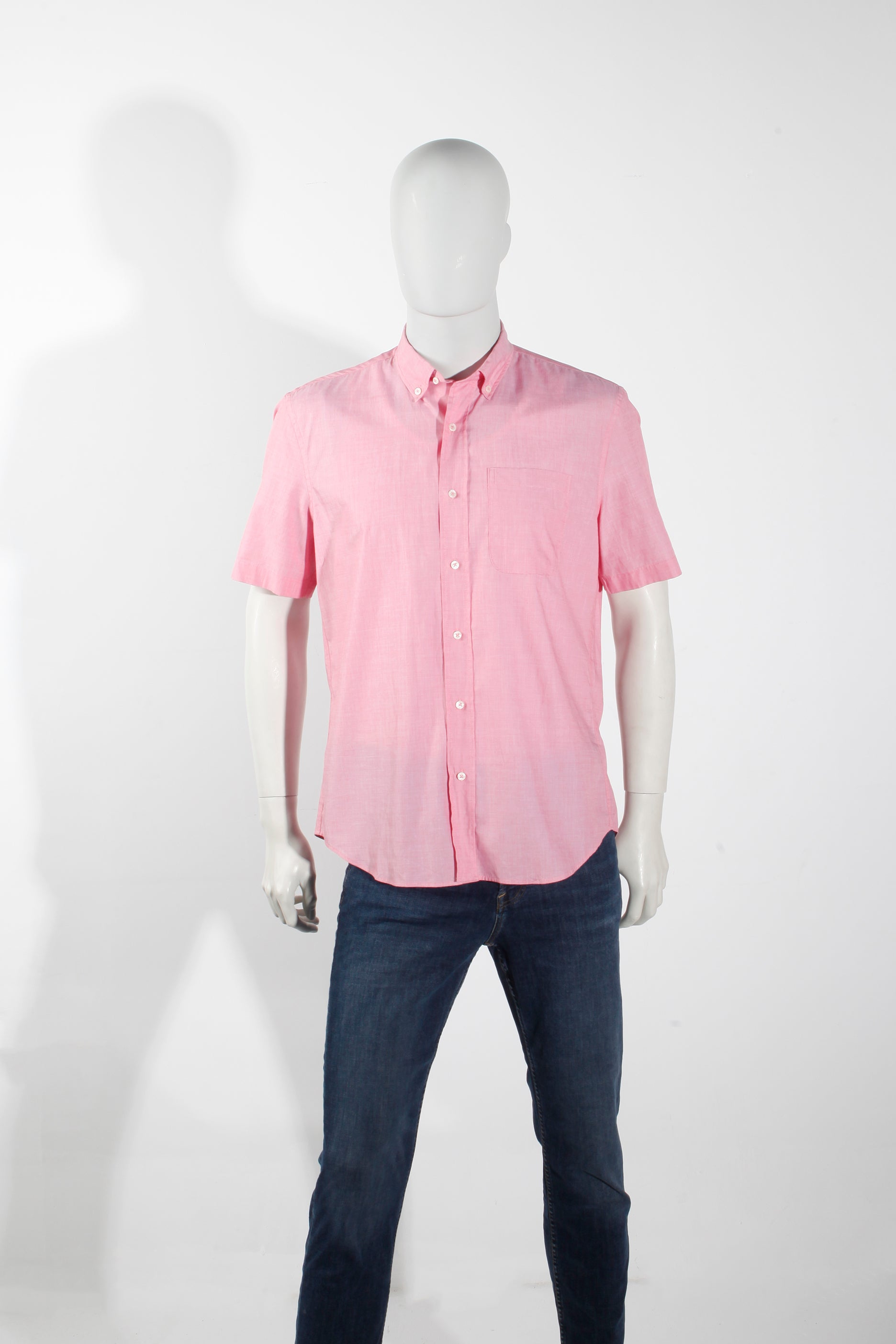 Men's Pink Short-Sleeved Shirt (Medium)