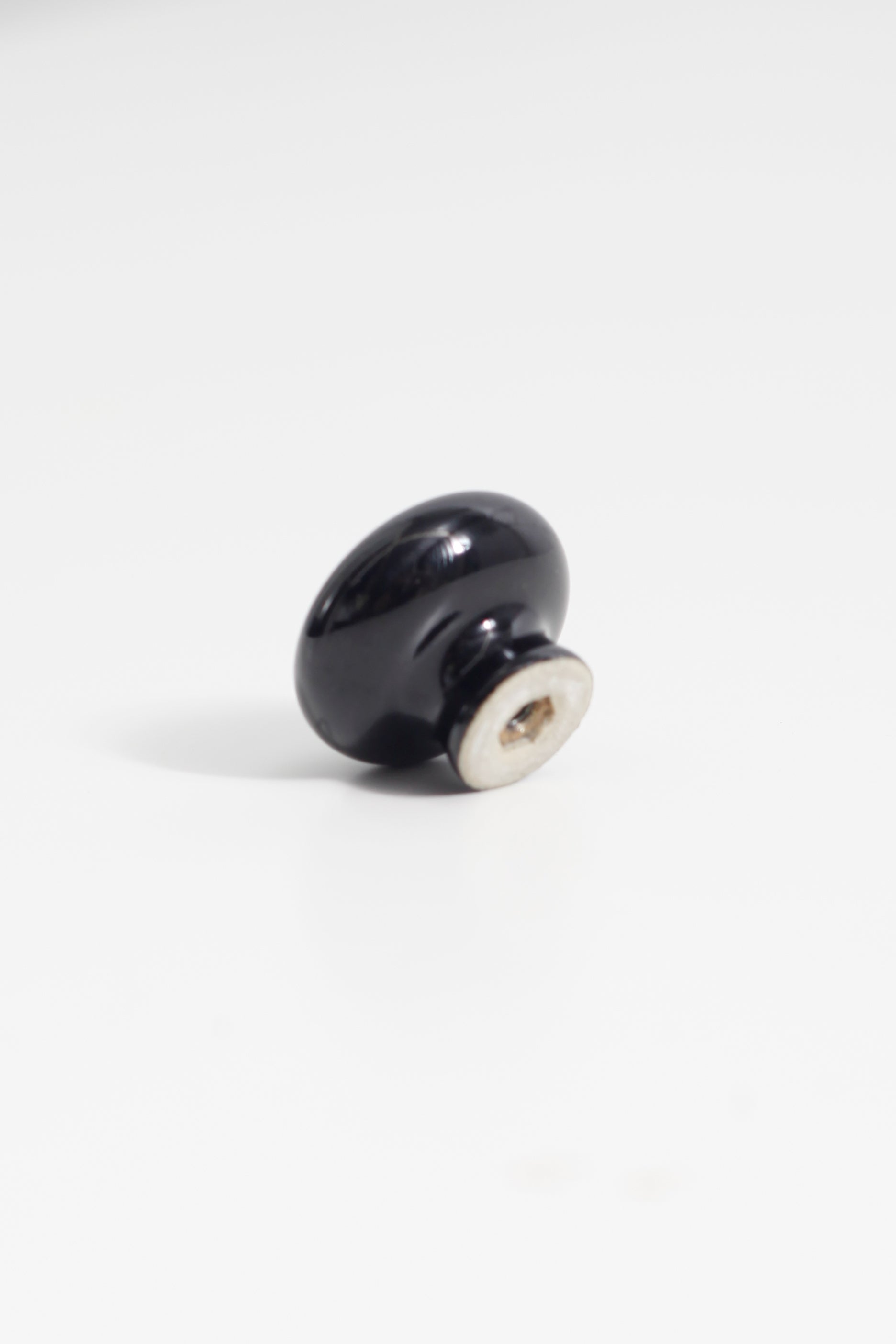 Black Round Wardrobe Door Knobs