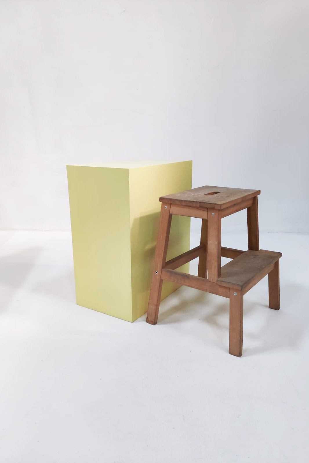 Yellow Block Plinth (60cm x 50cm x 30cm)